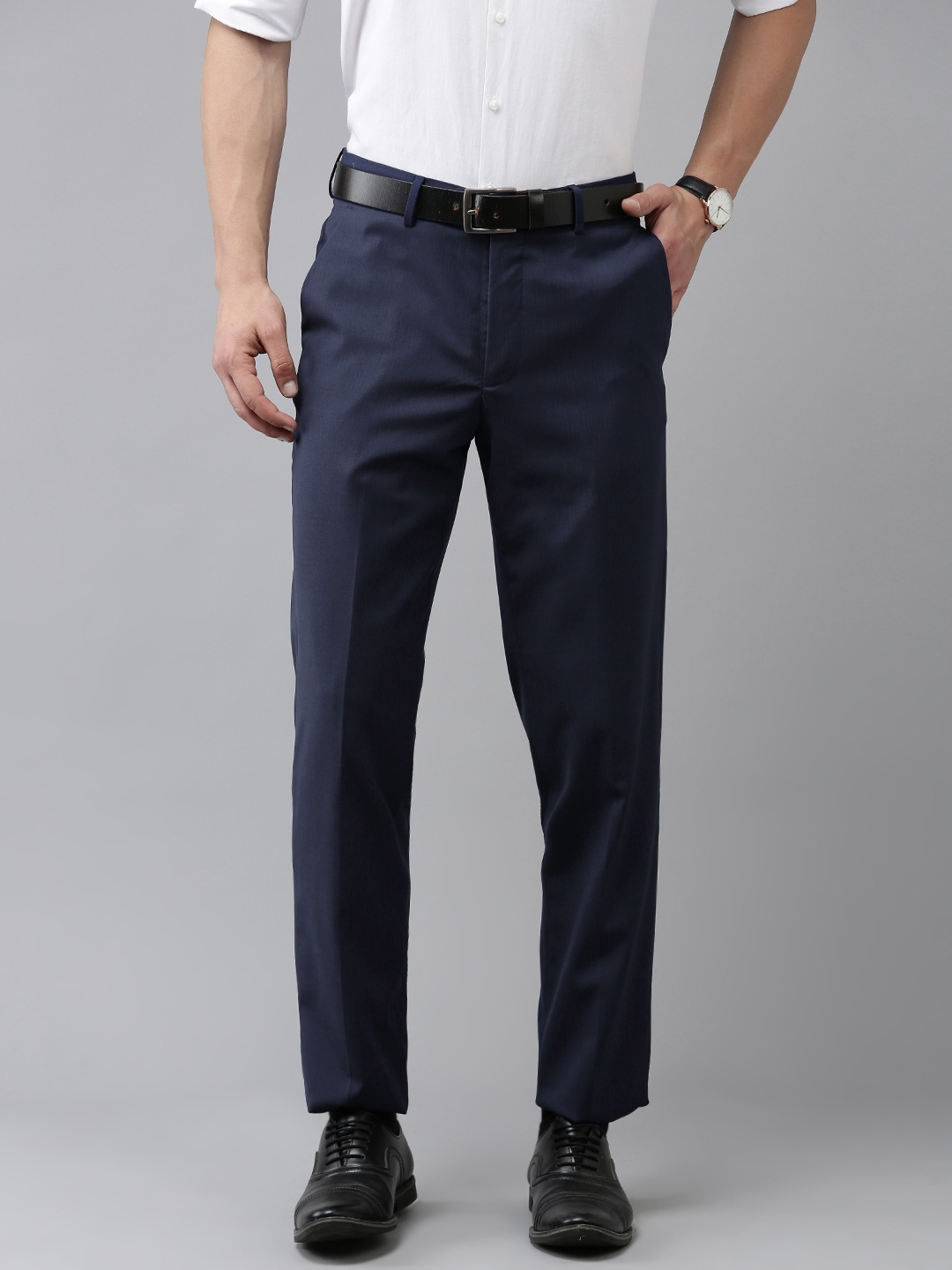 

Van Heusen Men Solid Custom Fit Mid-Rise Formal Trousers, Blue