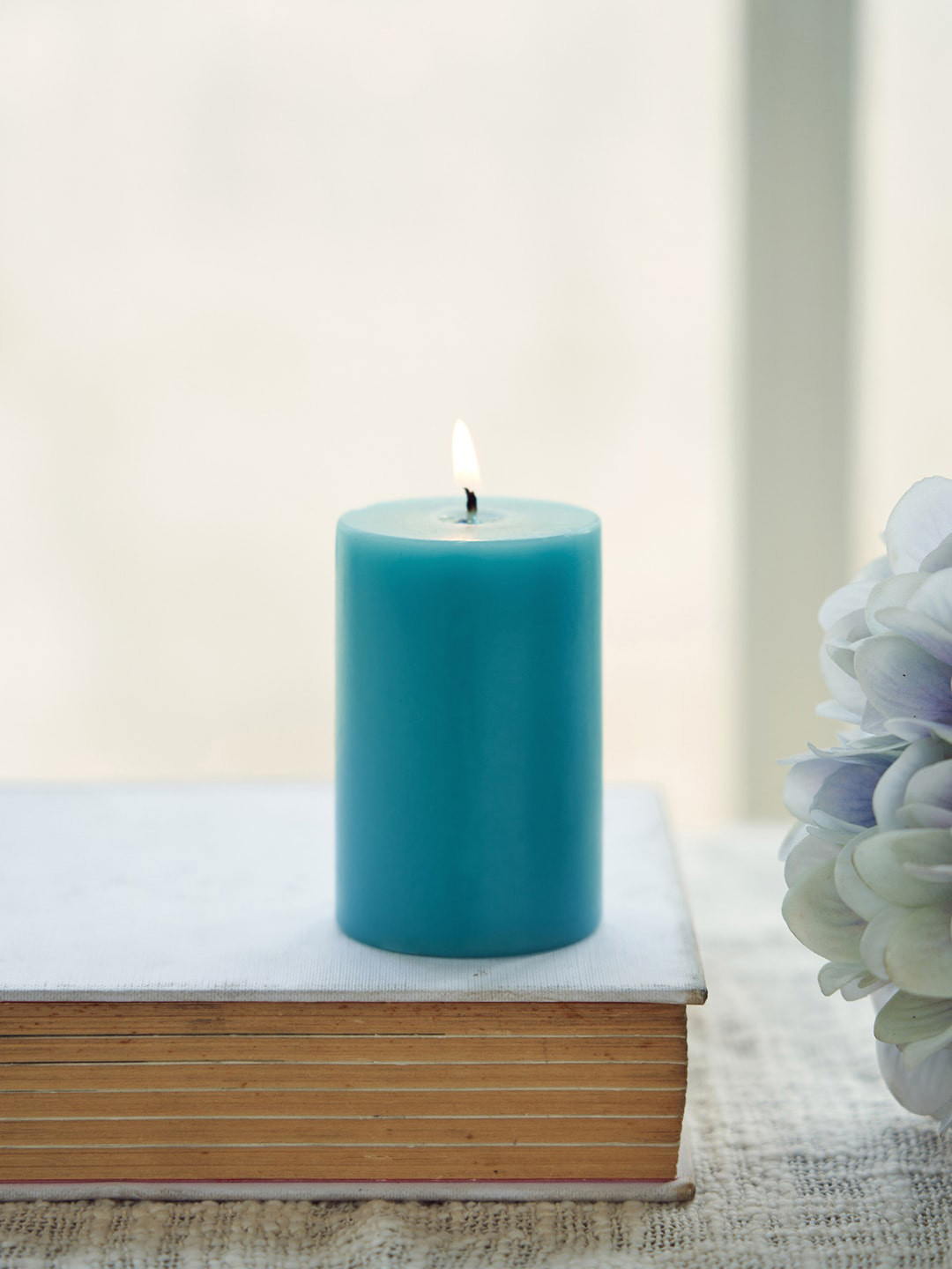 

Pure Home and Living Sea Breeze 2 Pieces Blue Pillar Candles