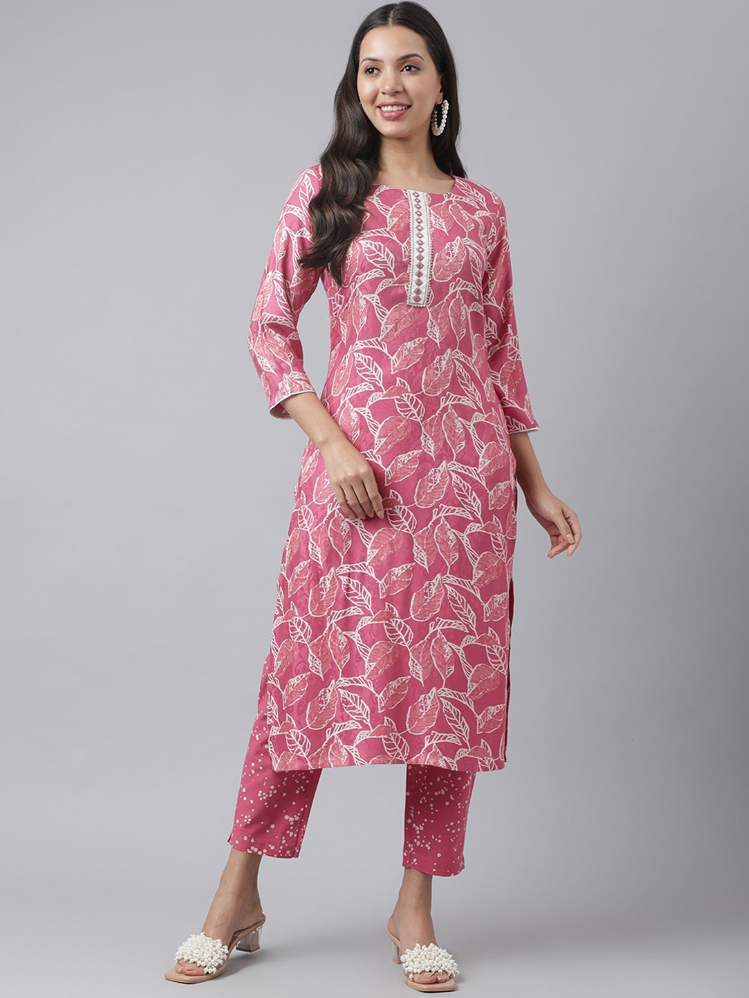 

Kiana Floral Printed Mirror Wok Pure Cotton Kurta with Trousers, Pink