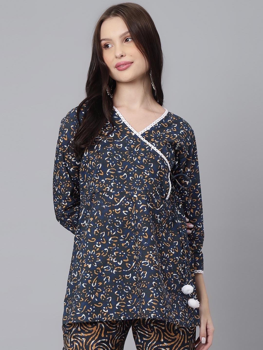 

DECKEDUP Ajrakh Printed Cotton Top And Trouser Co-Ords, Blue