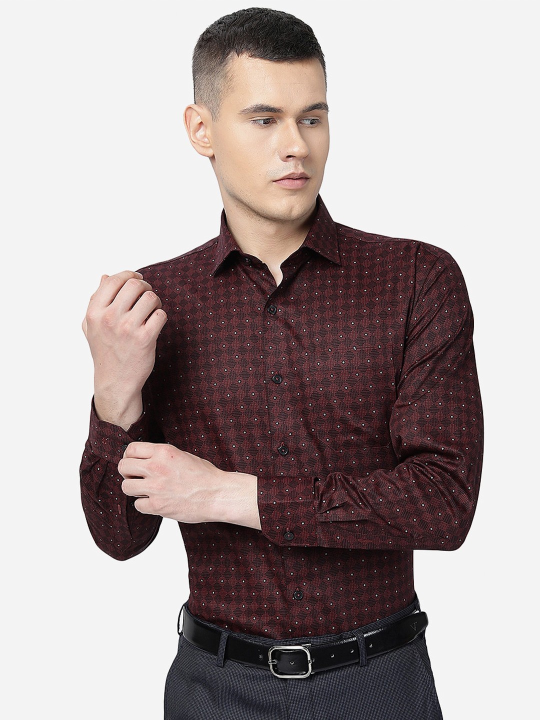 

JADE BLUE Checked Cotton Formal Shirt, Maroon