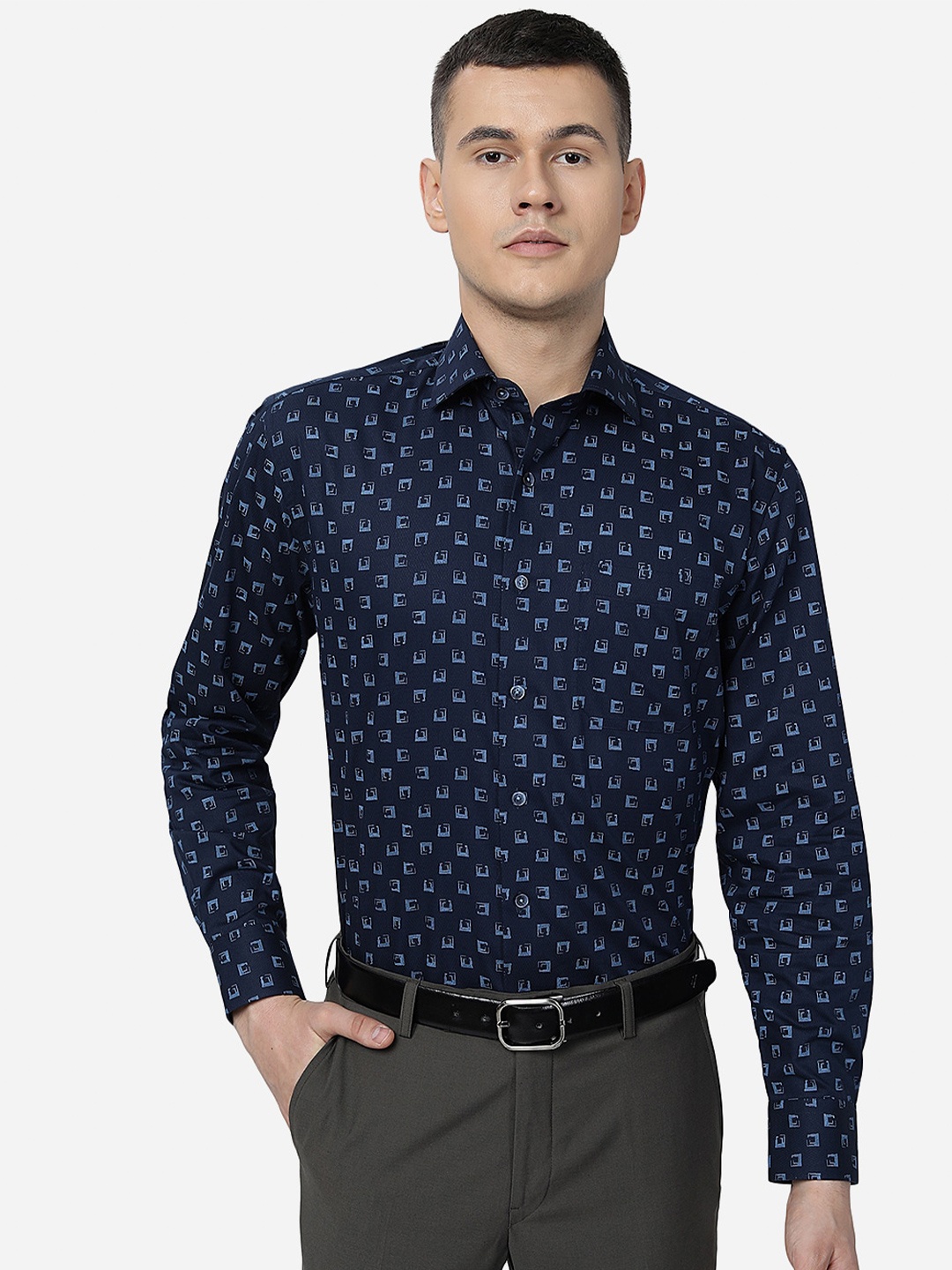 

JADE BLUE Slim Fit Geometric Printed Pure Cotton Formal Shirt