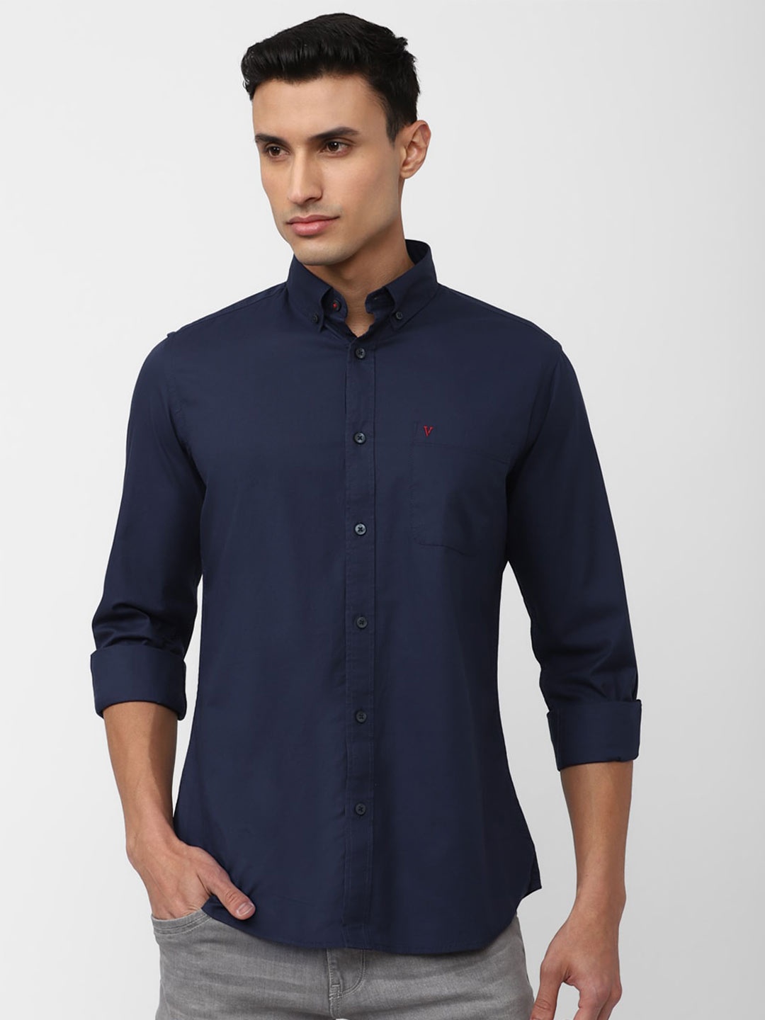 

Van Heusen Sport Slim Fit Button-Down Collar Casual Shirt, Navy blue