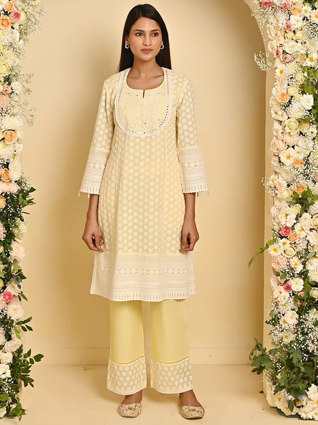 

Lakshita Plus Size Floral Embroidered Mirror Work Kurta with Palazzos, Yellow