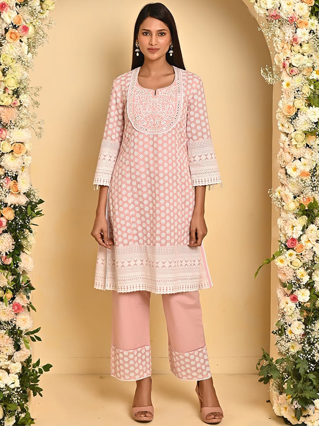 

Lakshita Floral Embroidered Mirror Work Kurta with Palazzos, Pink