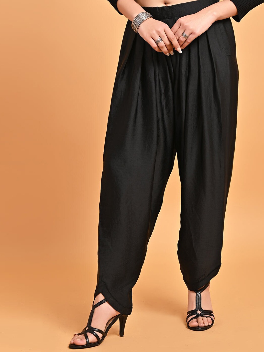 

Lakshita Women Loose Fit Pure Cotton Mid-Rise Pleated Salwar, Black