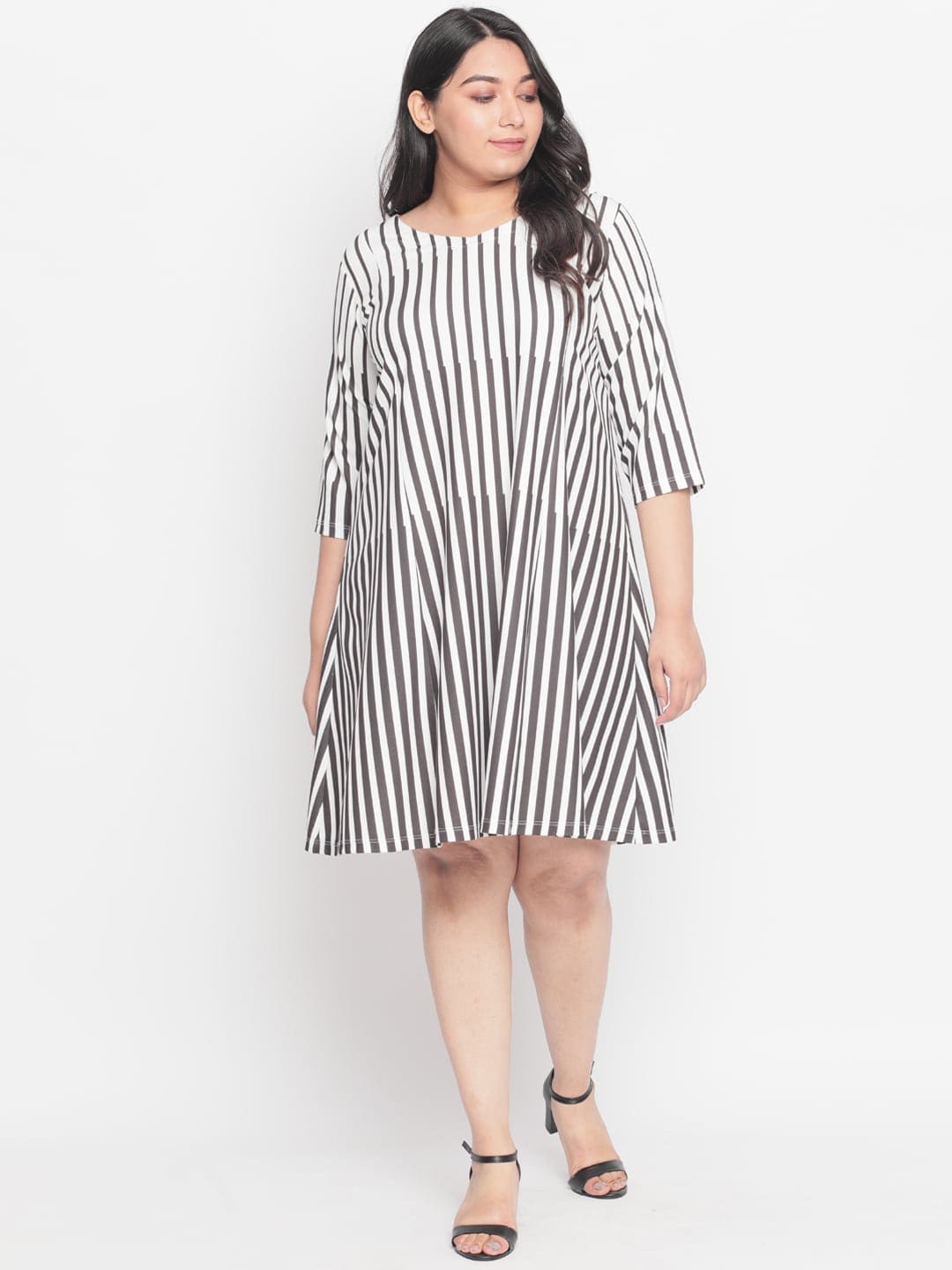 

Amydus Plus Size V-Neck Striped Printed A-Line Dress, White