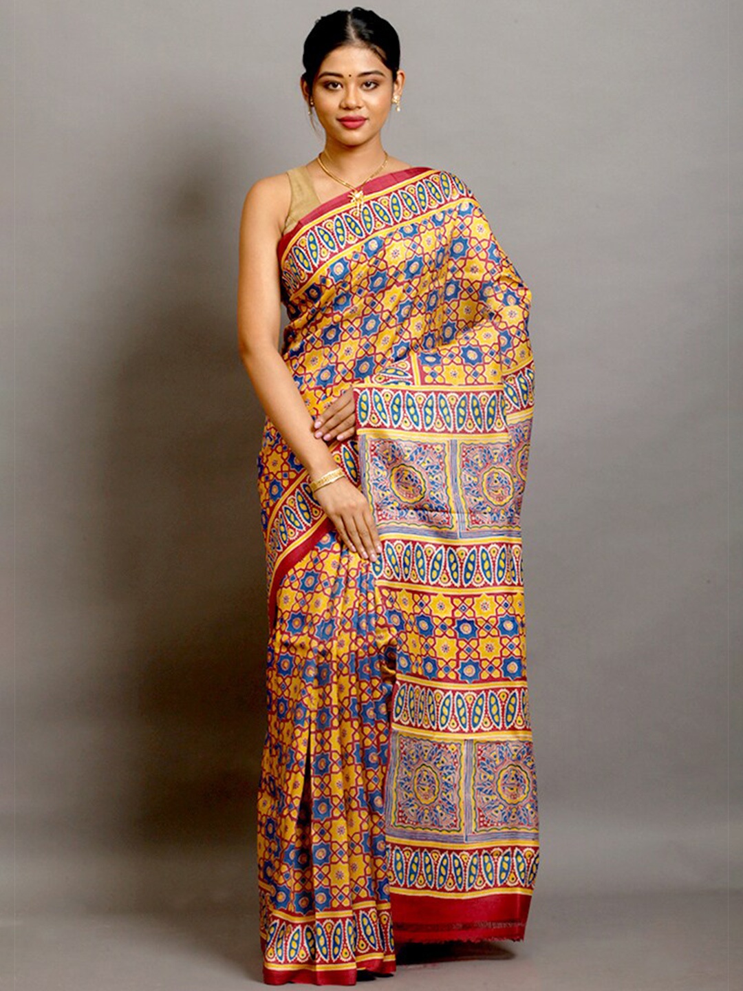 

AllSilks Ethnic Motifs Printed Pure Silk Saree, Yellow