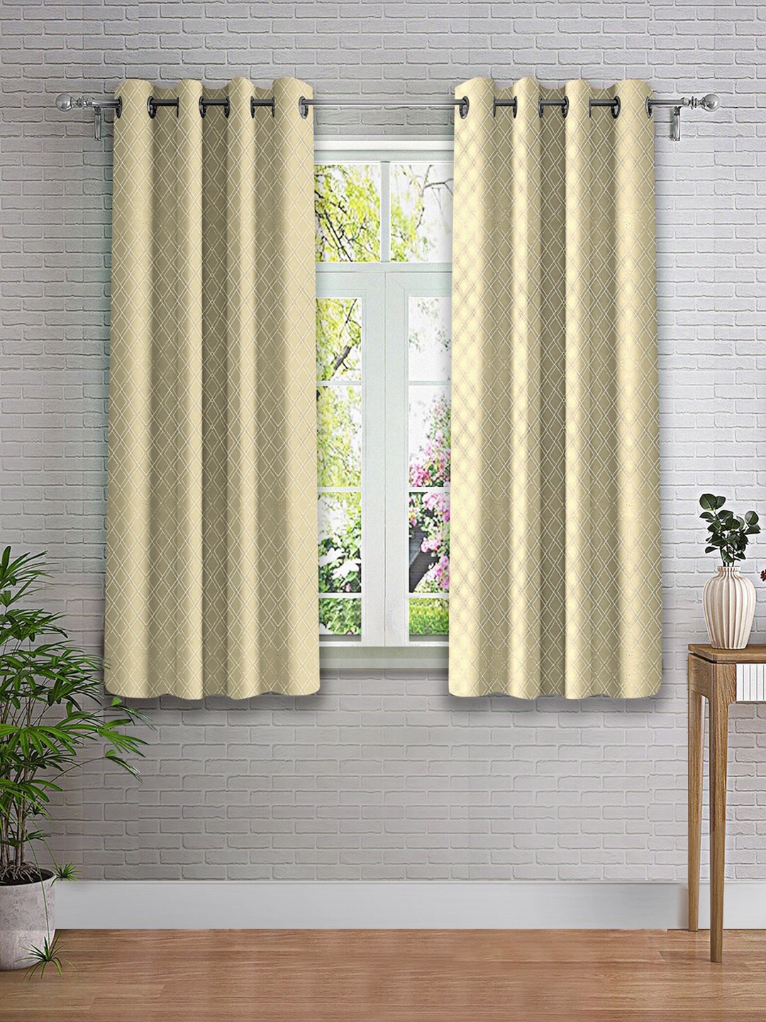 

Cortina Beige & Silver-Toned 2 Pieces Geometric Printed Window Curtain