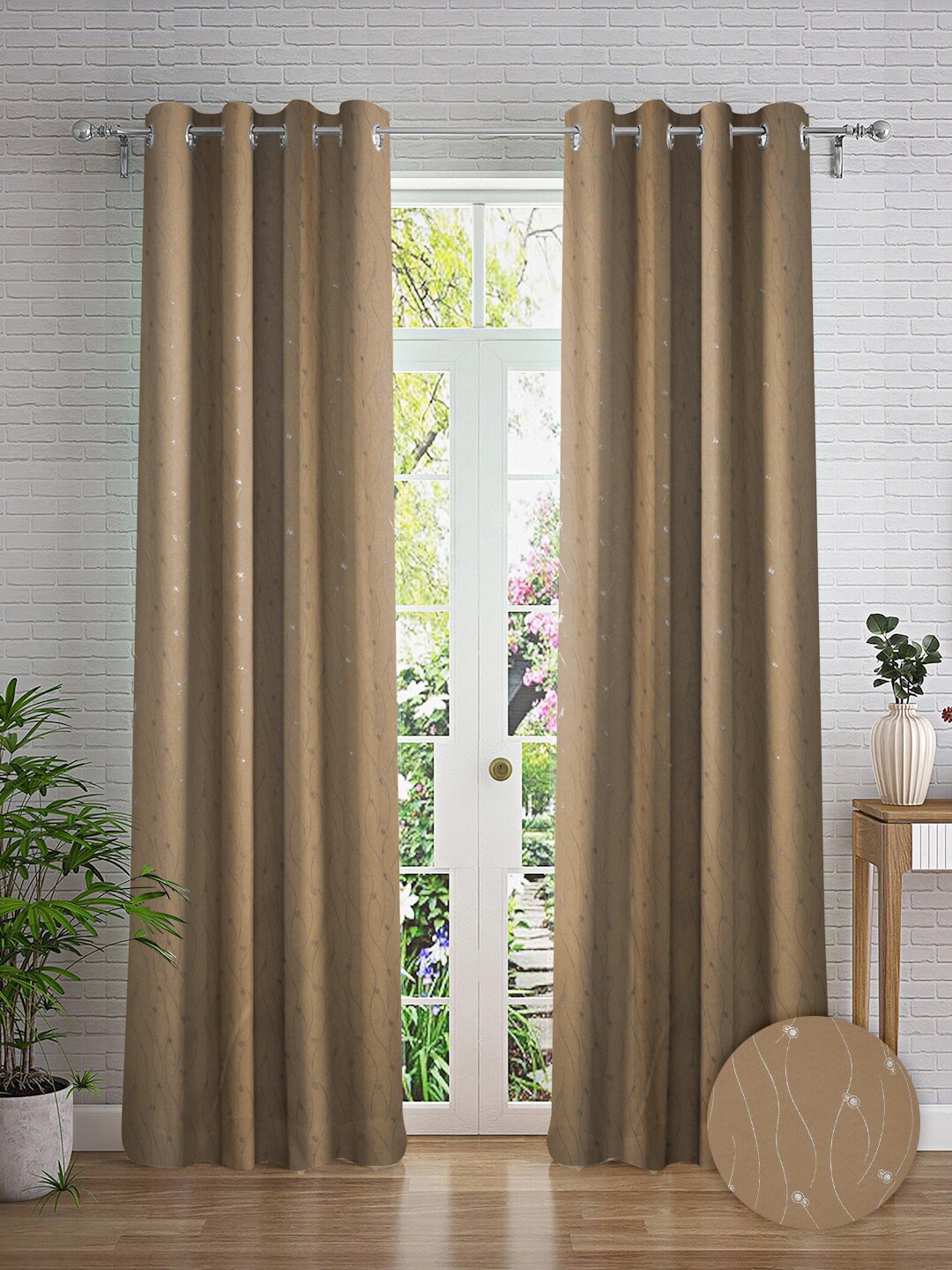 

Cortina Brown & White 2 Pieces Abstract Printed Long Door Curtain