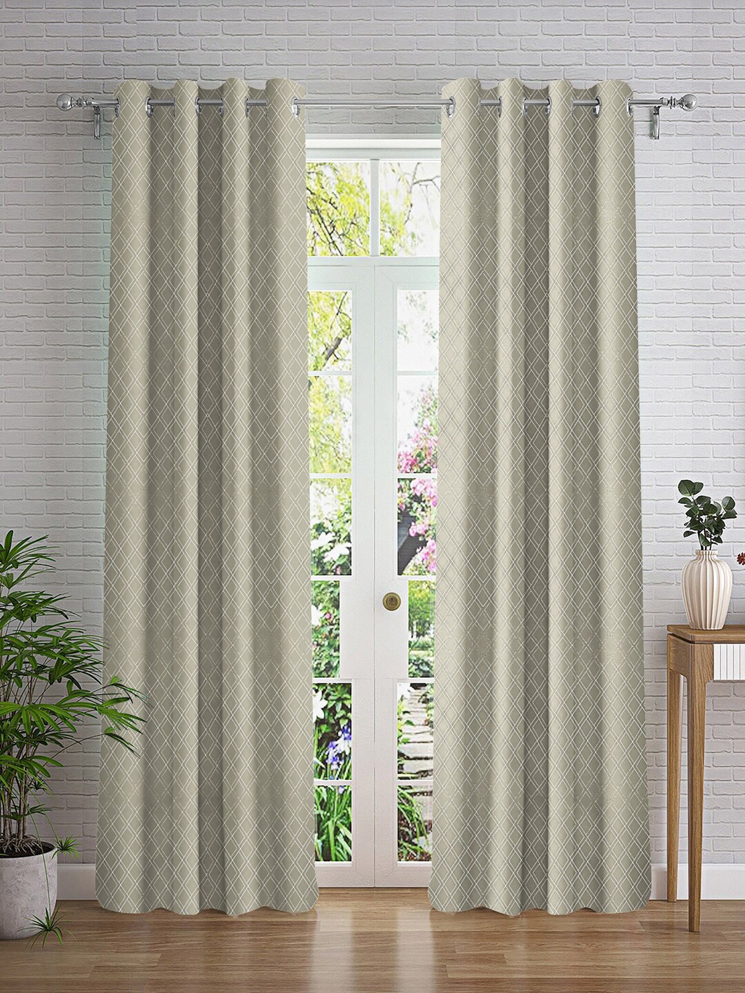 

Cortina Grey & Silver-Toned 2 Pieces Geometric Long Door Curtain