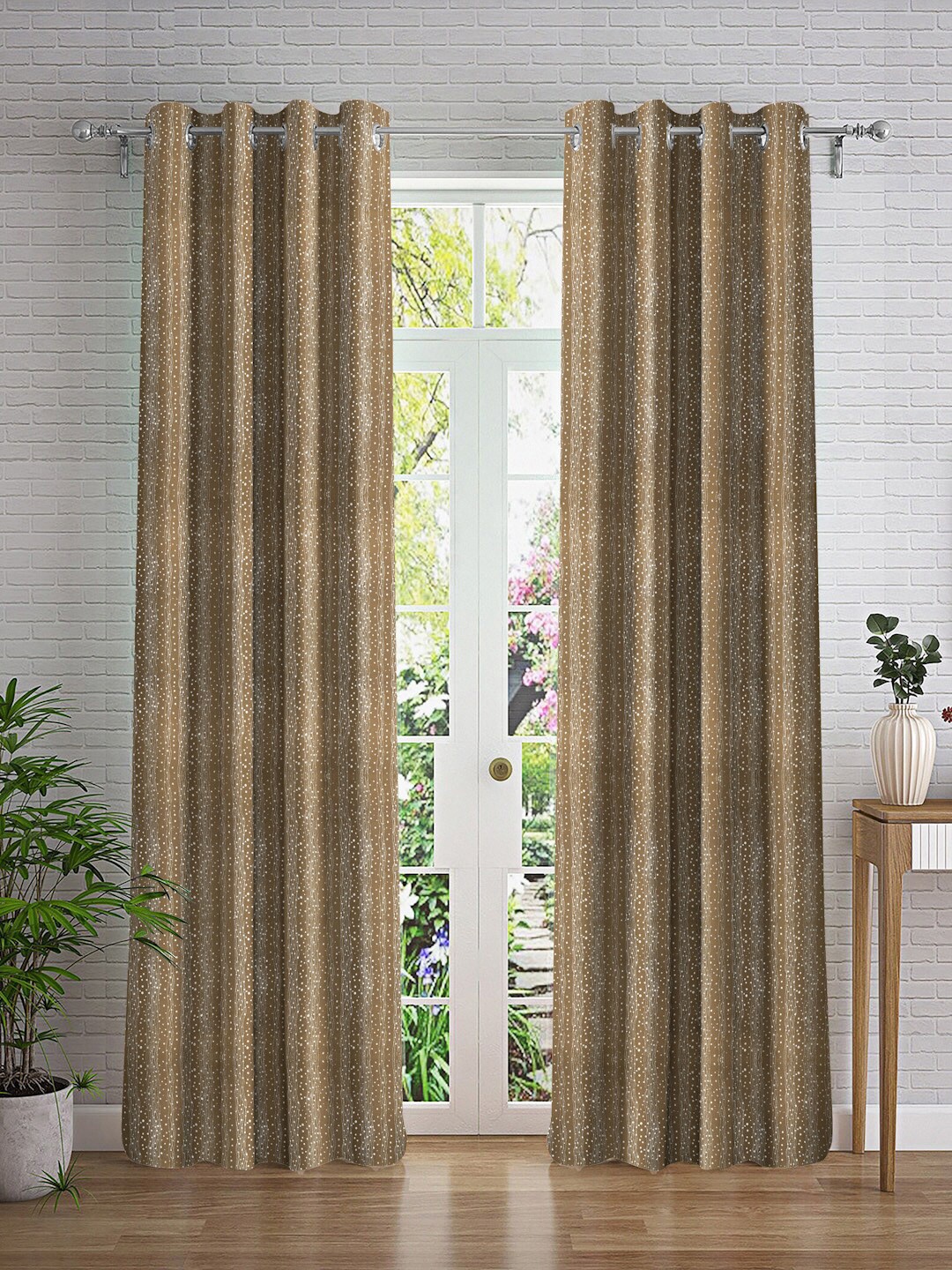 

Cortina Brown & Silver-Toned 2 Pieces Abstract Printed Door Curtains