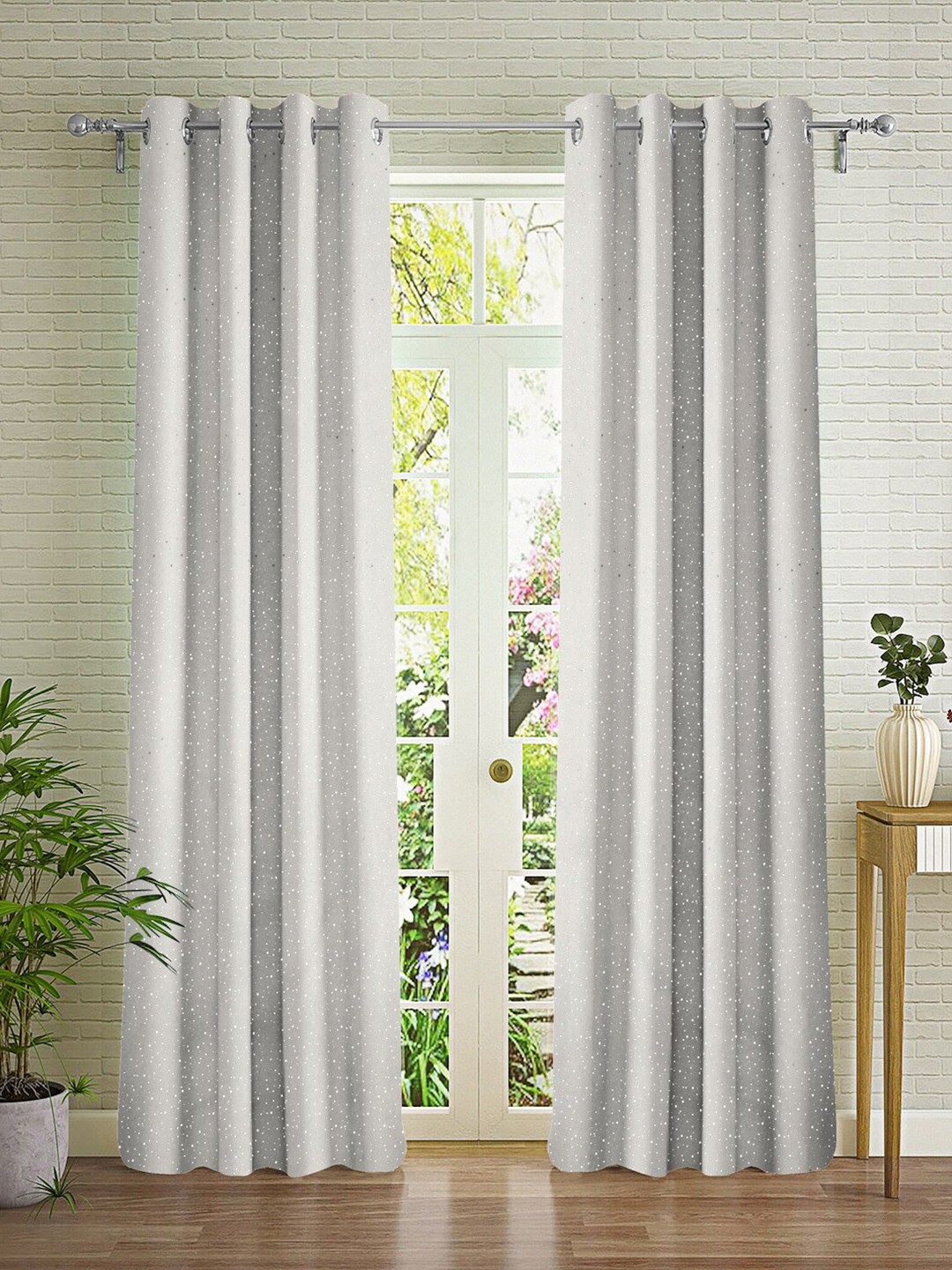 

Cortina White & Grey 2 Pieces Abstract Printed Long Door Curtain