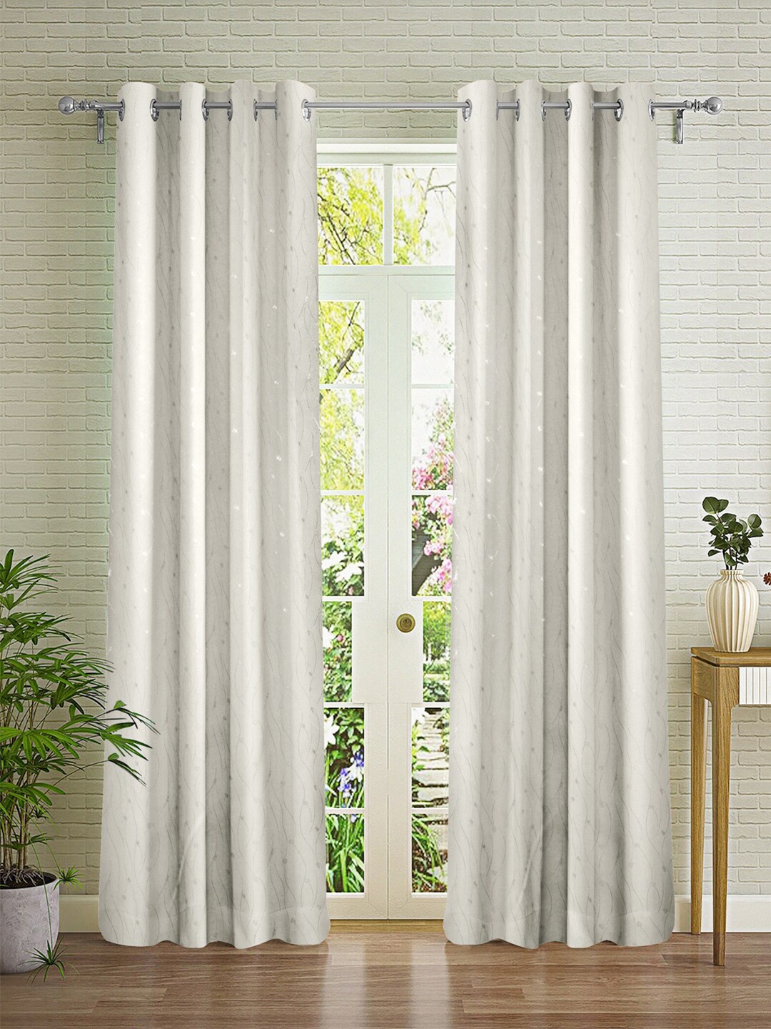

Cortina White & Silver-Toned 2 Pieces Long Door Curtain