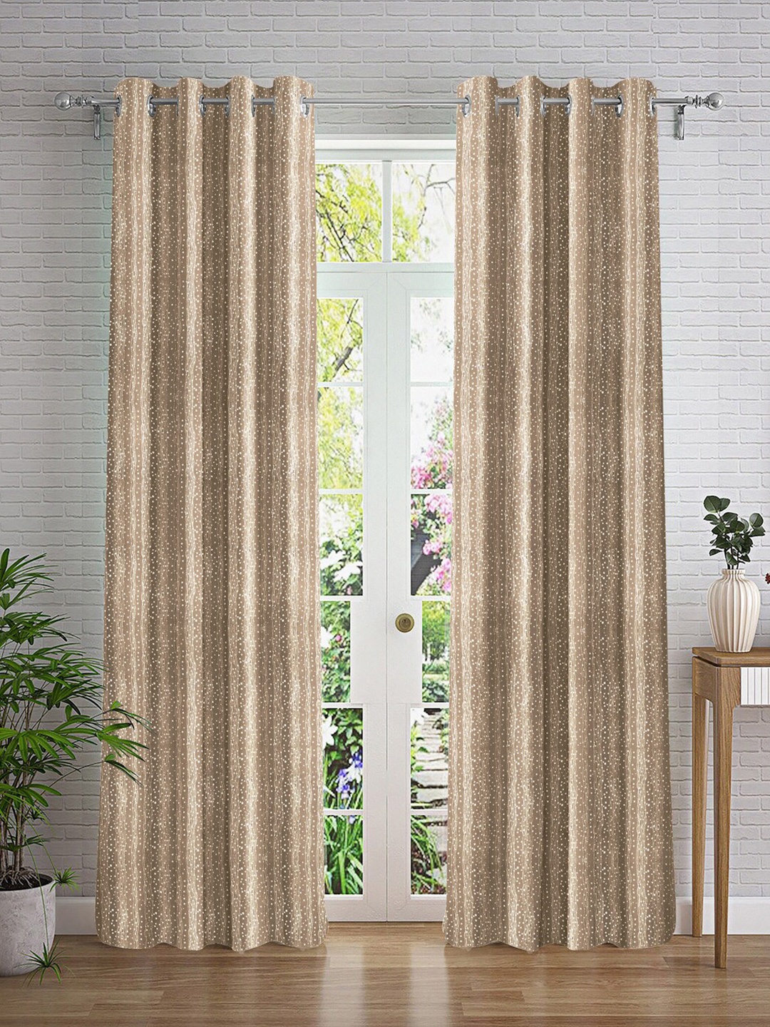 

Cortina Brown & Silver-Toned 2 Pieces Geometric Long Door Curtain