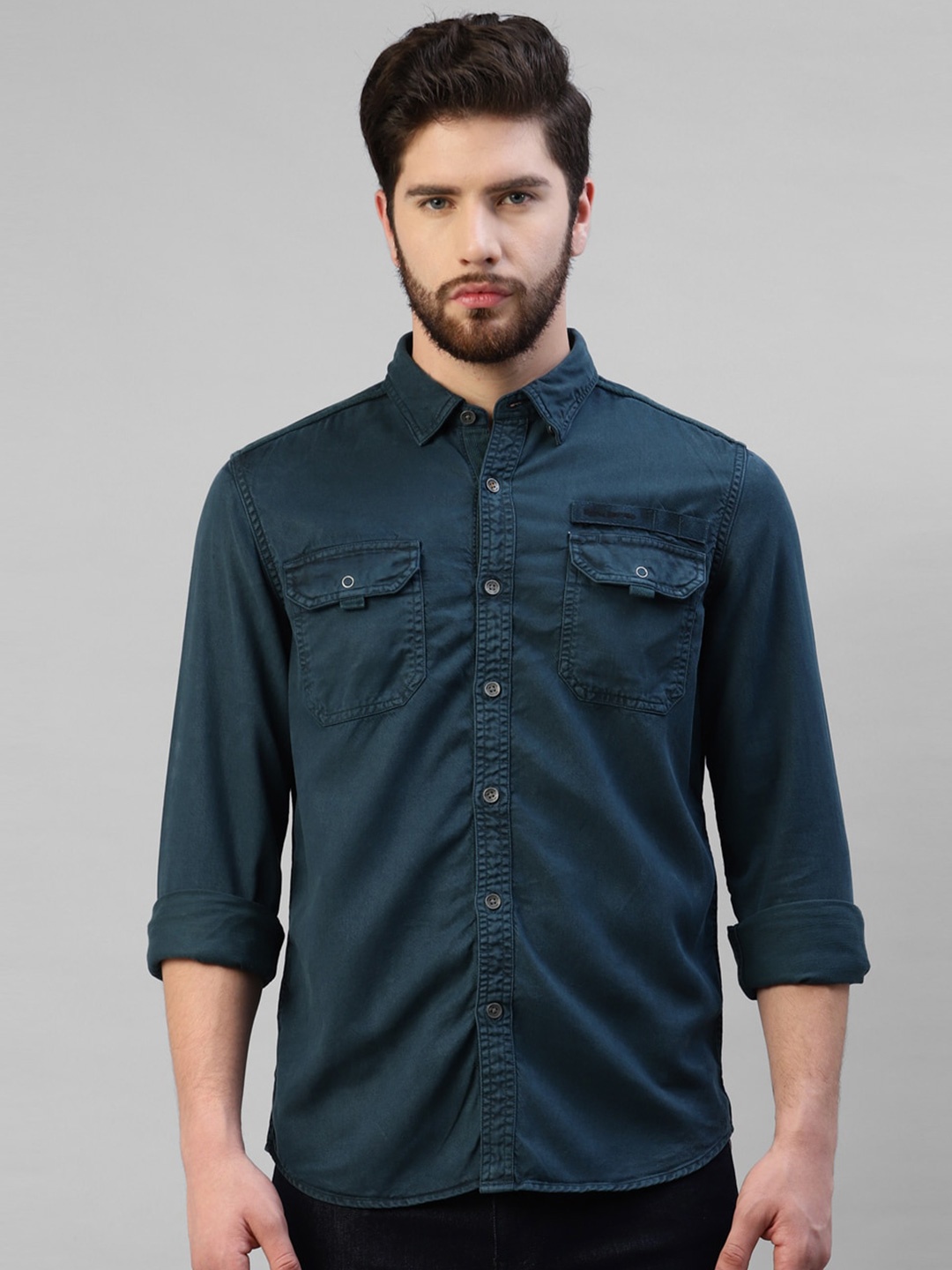 

Royal Enfield Men Slim Fit Opaque Casual Shirt, Navy blue