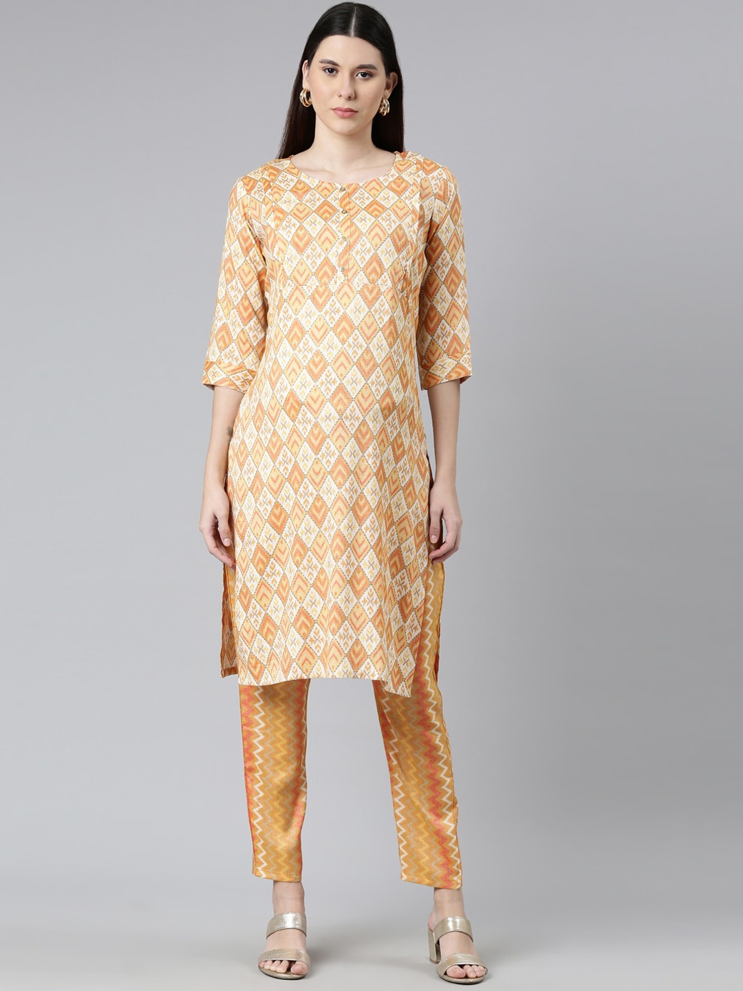 

GOLDSTROMS Maternity Abstract Printed Kurta with Trousers, Mustard