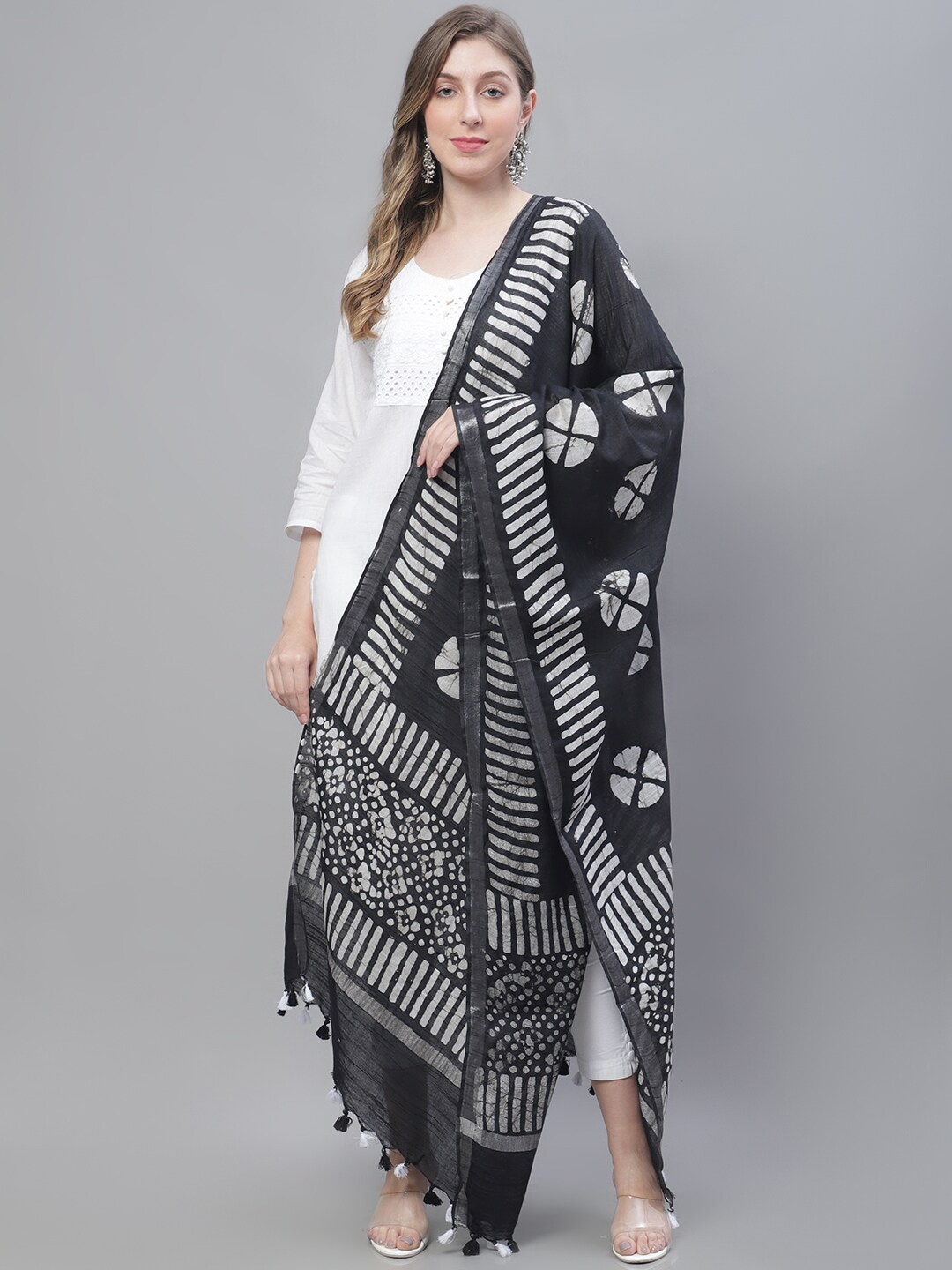 

LOOM LEGACY Batik Print Cotton Silk Dupatta, Black