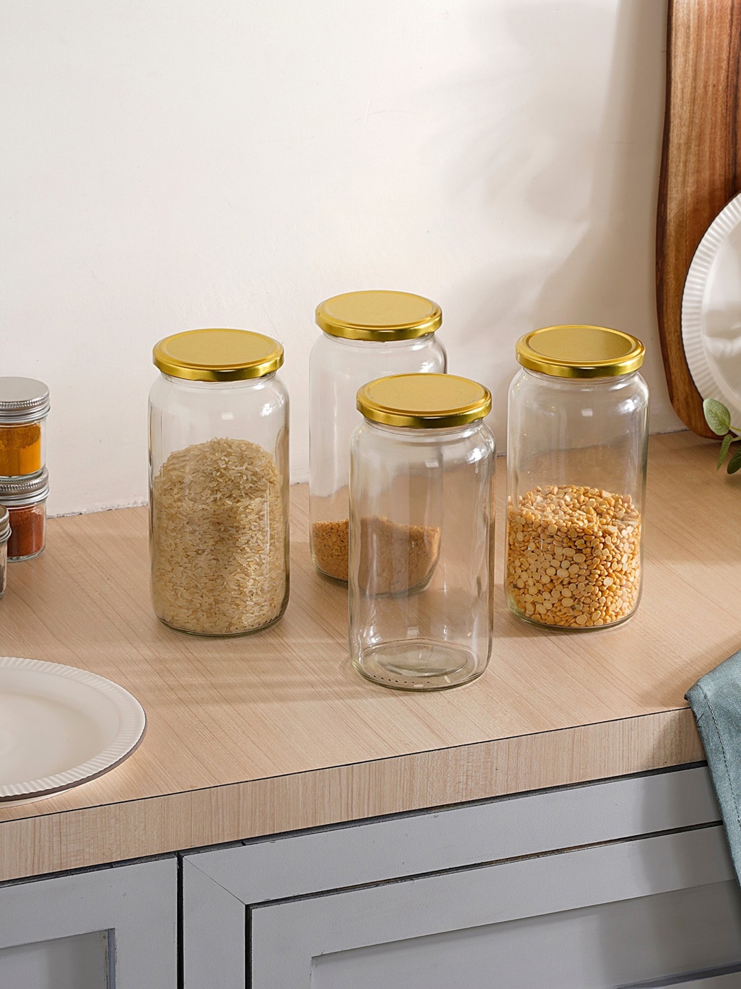 

Nestasia Transparent 4 Pieces Glass Storage Jars With Gold-Toned Lid - 950 ml Each
