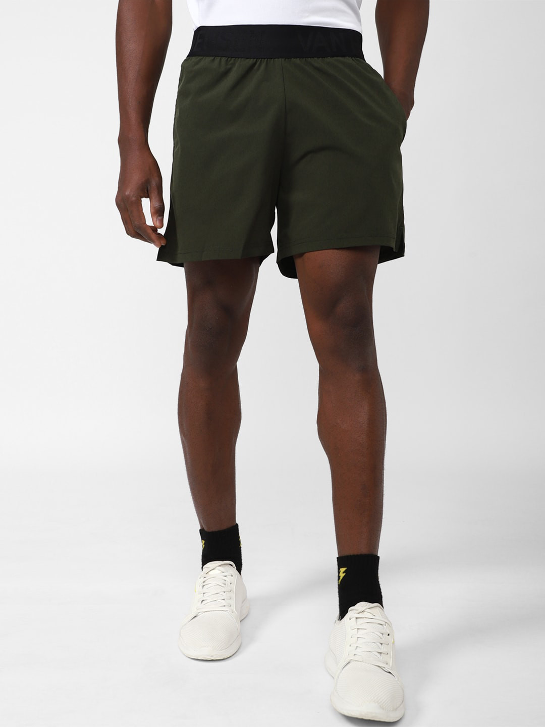 

Van Heusen Men Mid-Rise Sports Shorts, Green