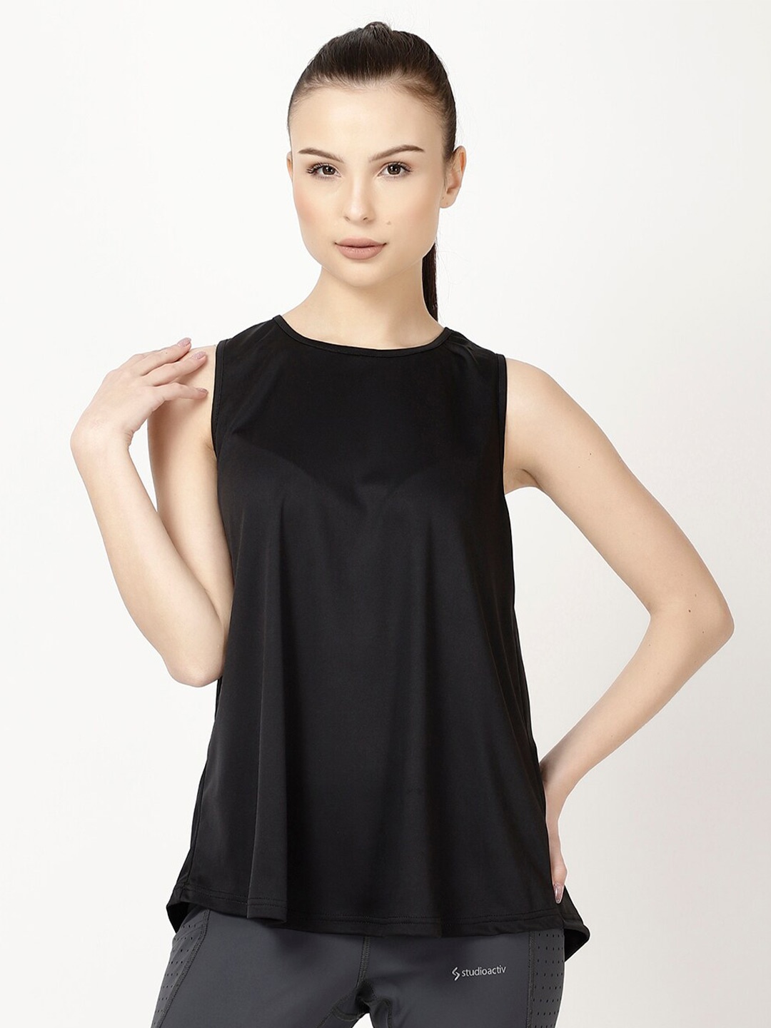 

STUDIOACTIV Round Neck Sleeveless A-Line T-Shirt, Black