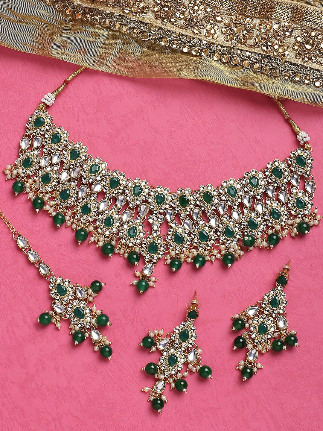 

OOMPH Kundan-Studded Jadau Jewellery Set, Green