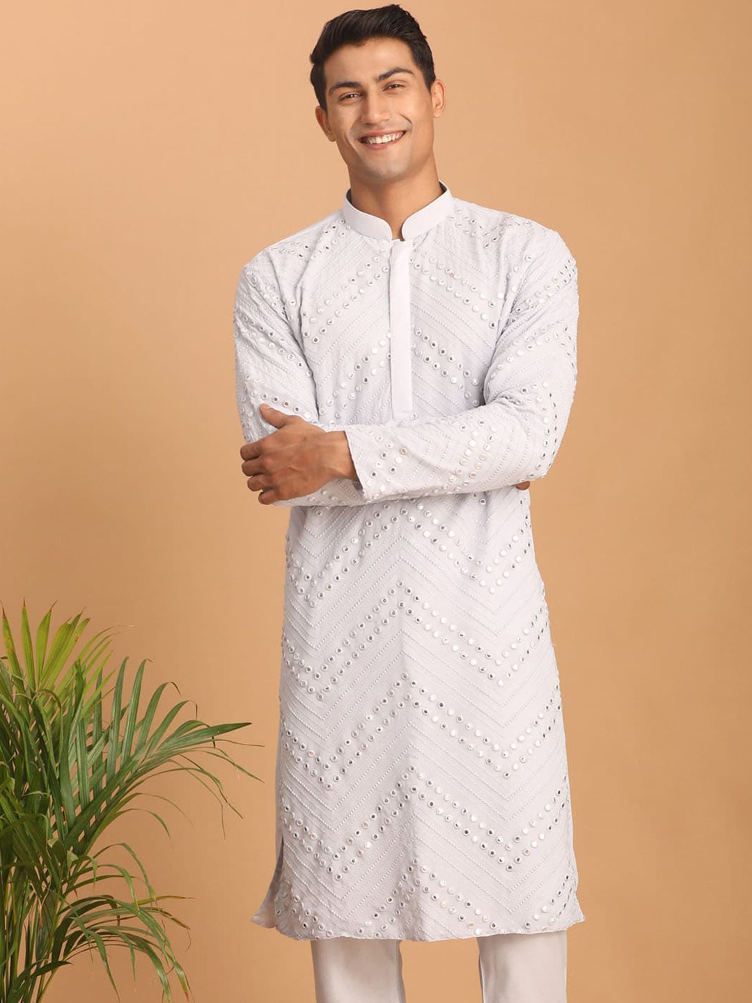 VASTRAMAY Men Aqua Embroidered Mirror Work Georgette Straight Kurta, White