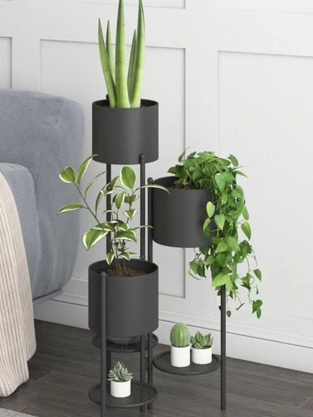 

The Art House Black Metal Planter Stand