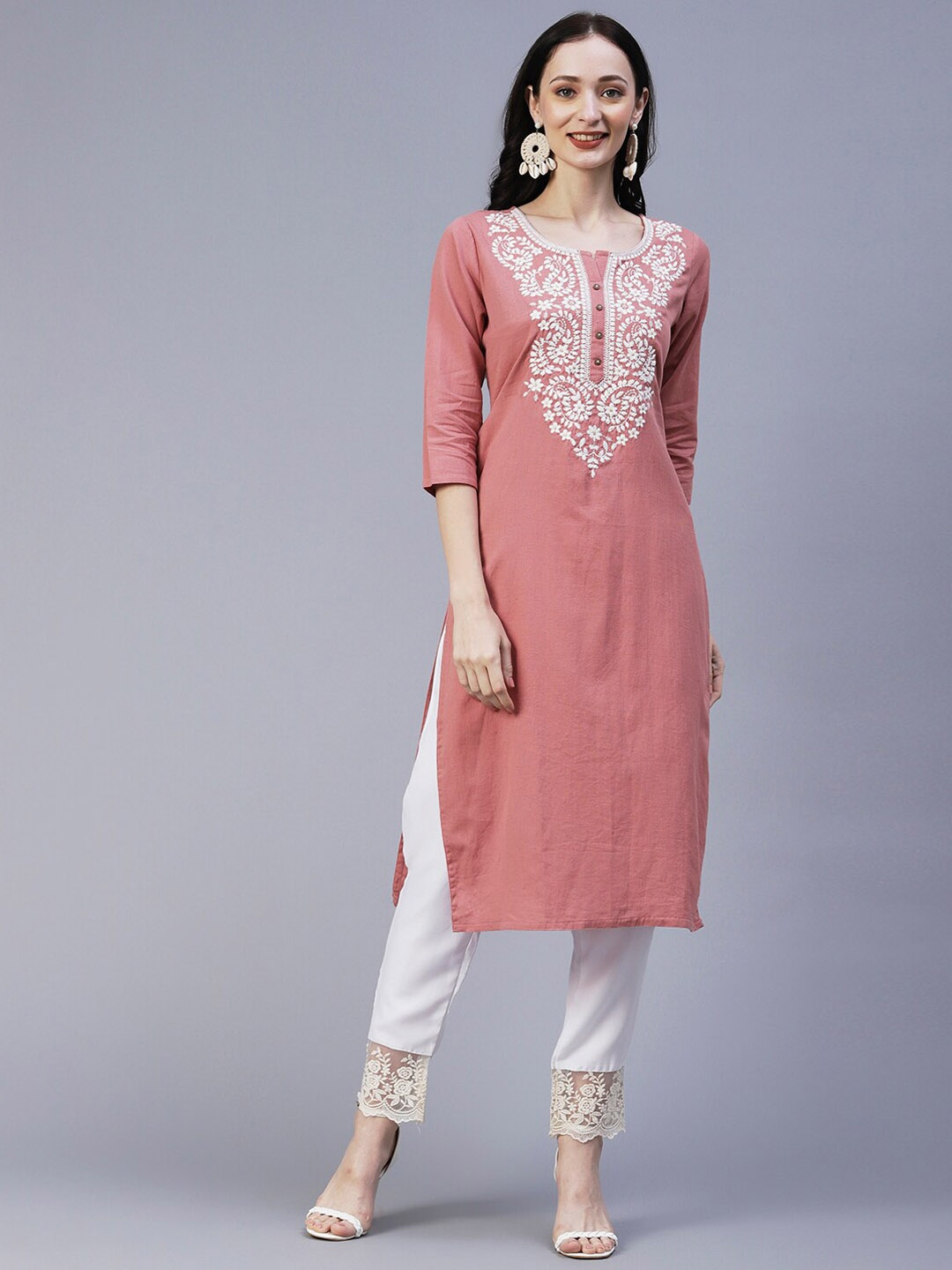 

FASHOR Ethnic Motifs Yoke Design Thread Work Straight Kurta, Peach