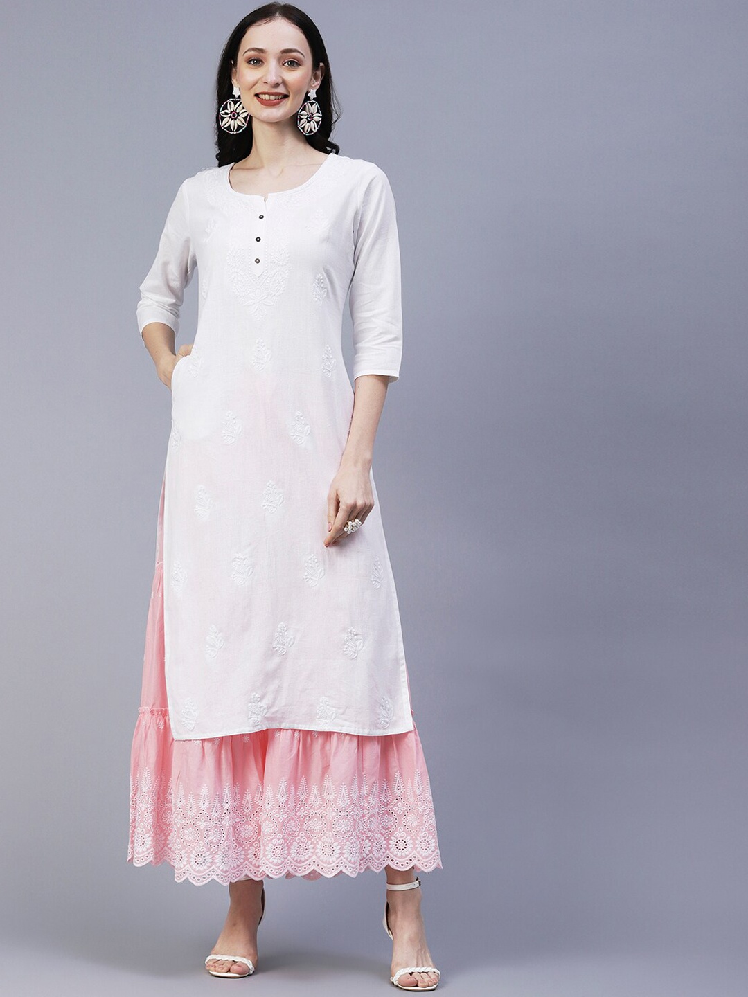 

FASHOR Floral Embroidered Chikankari Pure Cotton Kurta, White