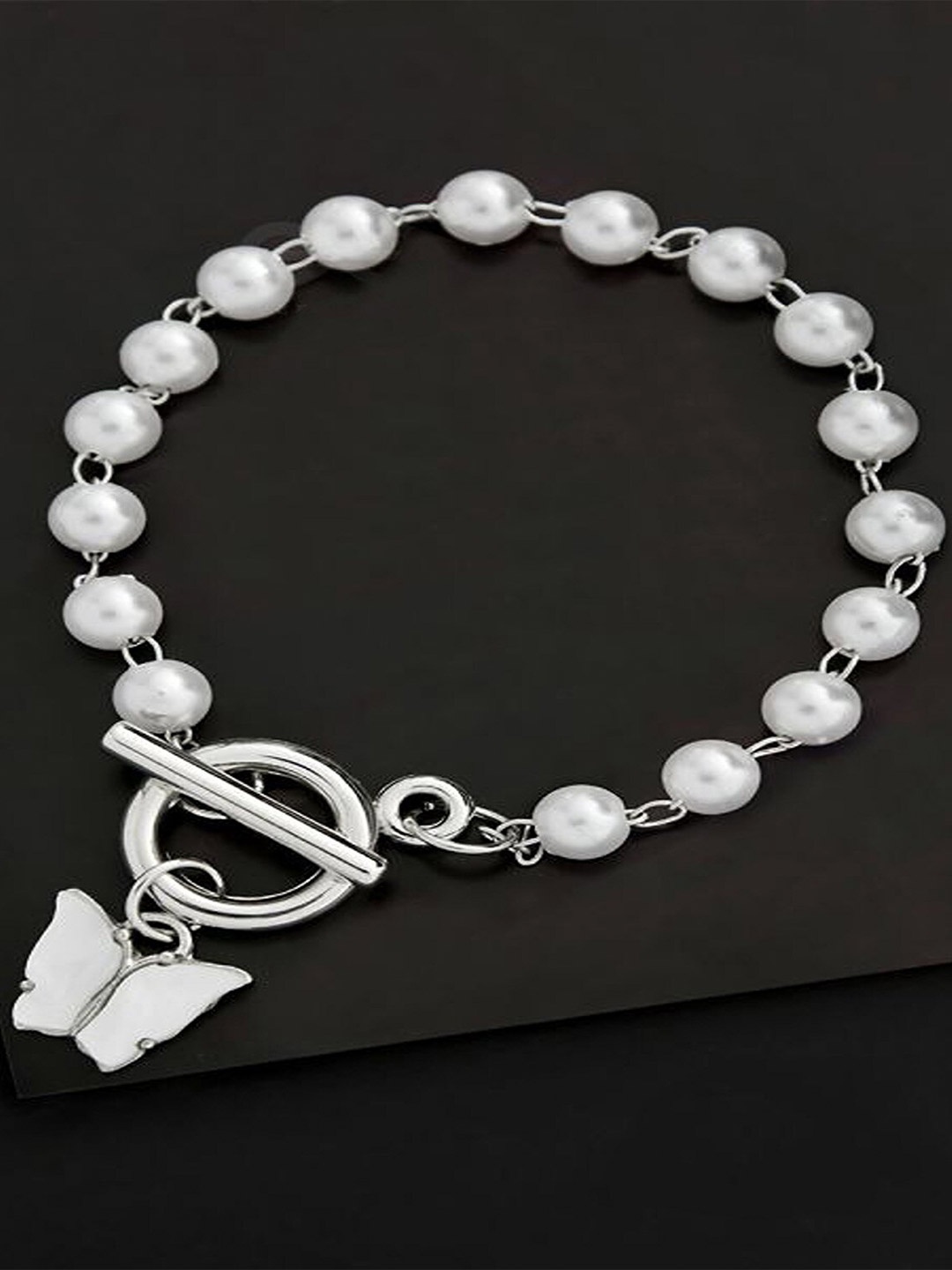 

Pinapes Pearls Oxidised Brass-Plated Charm Bracelet, White