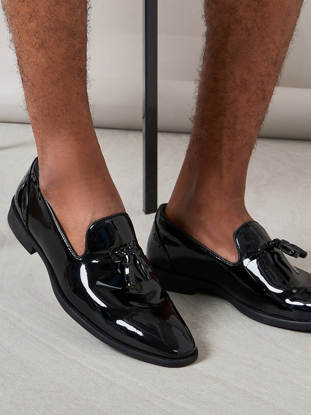 

Styli Men Faux Leather Tassel Detail Moccasins, Black