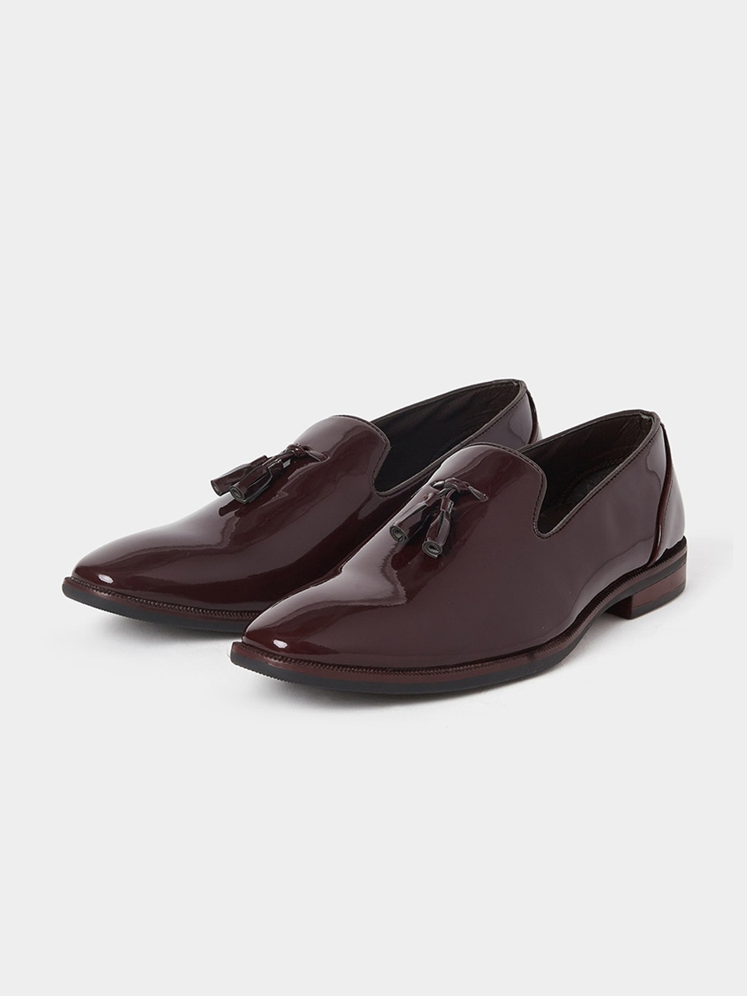 

Styli Men Solid Round Toe Formal Tassel Loafers, Burgundy