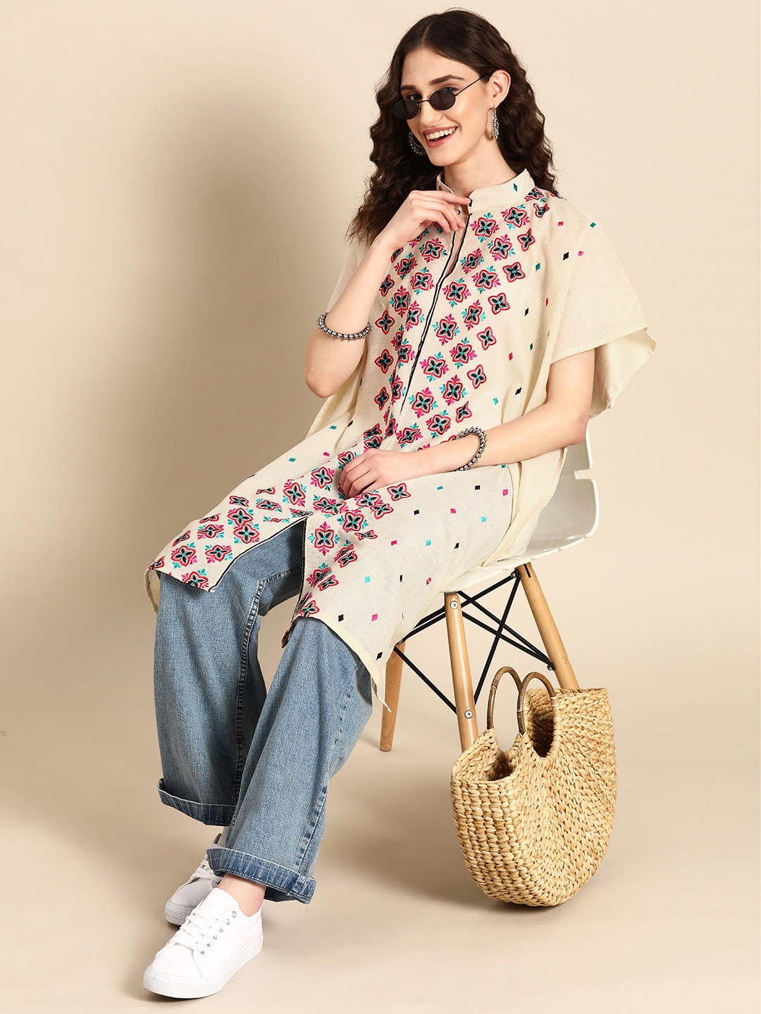 

Sangria Floral Embroidered Flared Sleeves Cotton Jacquard Kurta, Beige