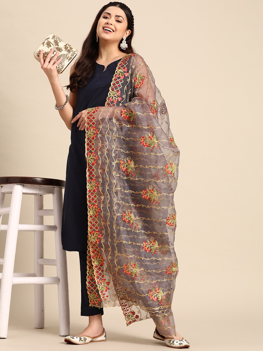 

Sangria Embroidered Organza Dupatta with Zari Detail, Grey