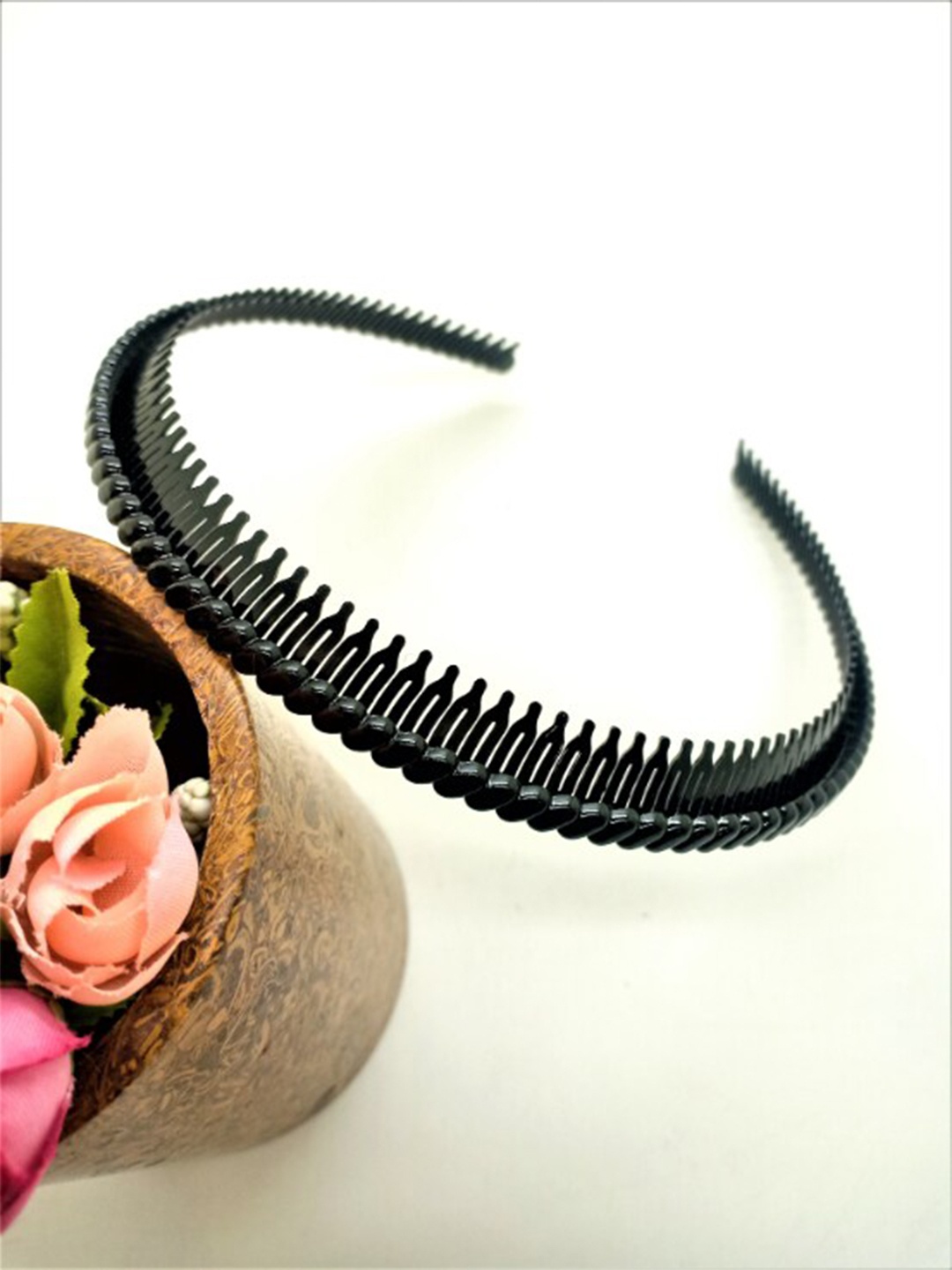 

FEMMIBELLA Women Geometric Shaped Hairband, Black