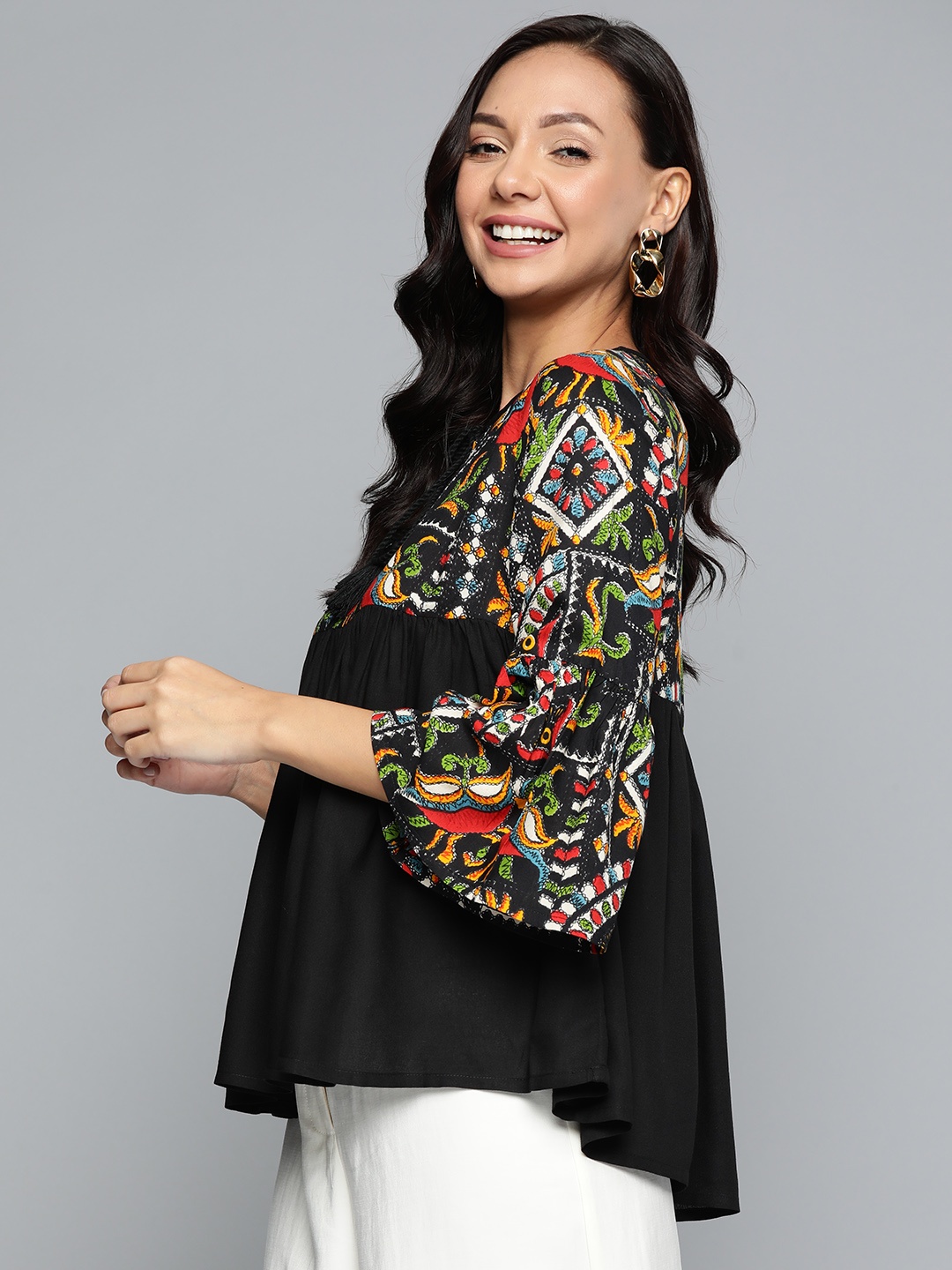 

HERE&NOW Floral Print Bell Sleeve Bohemian Top, Black