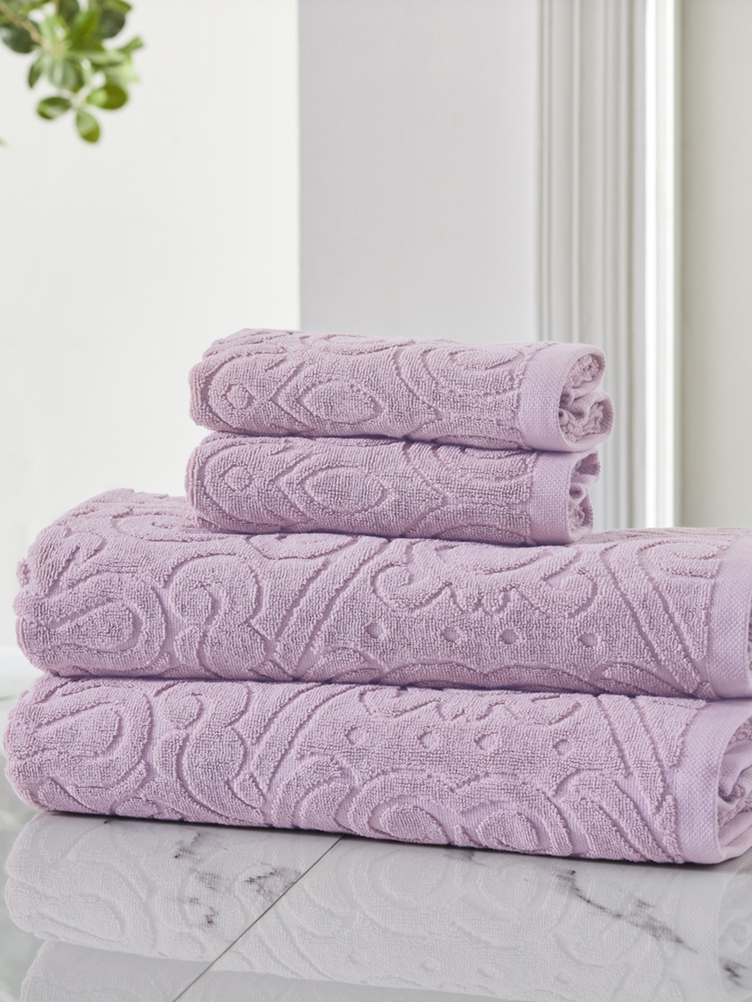 

HOUMN Day Dream Pink 4 Pieces Self Design 600 GSM Terry Cotton Towel Set