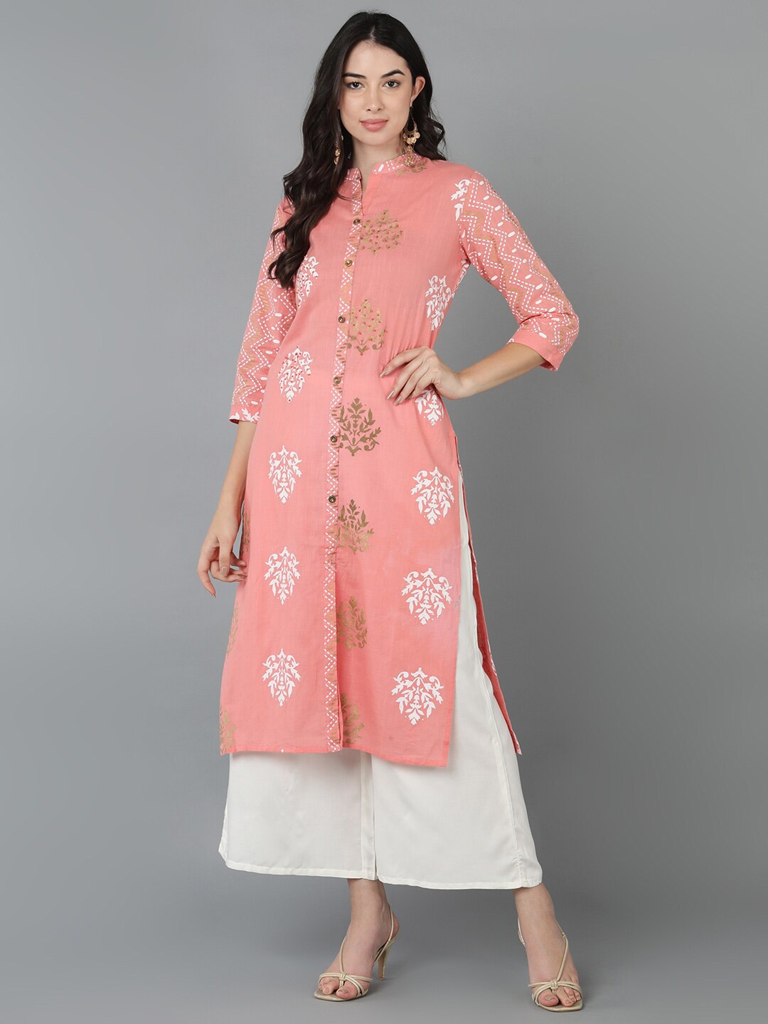 

VAHSON Ethnic Motifs Printed Beads and Stones Work Kurta with Trousers, Peach