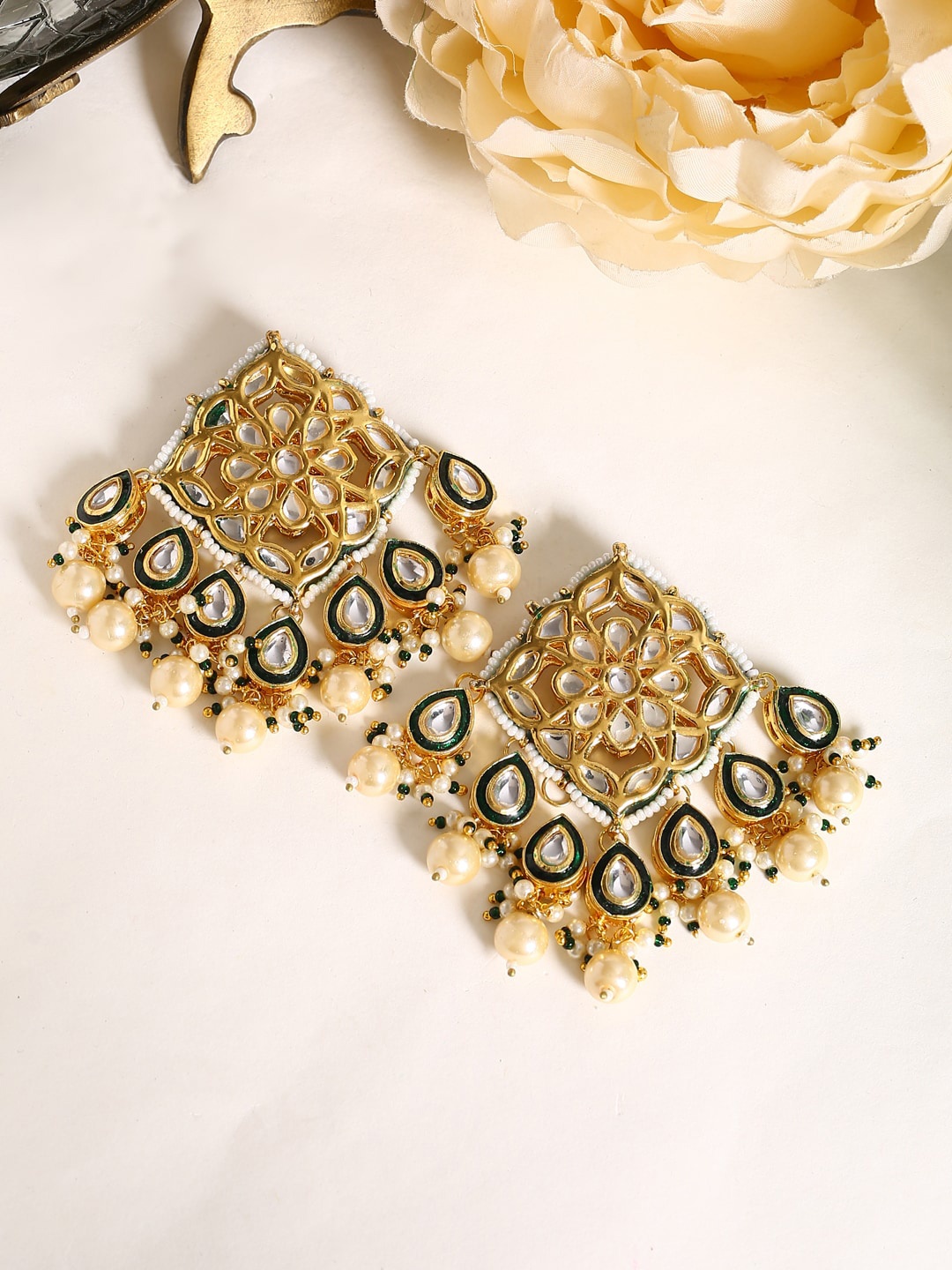 

Shoshaa Gold-Plated Kundan Geometric Drop Earrings, Green