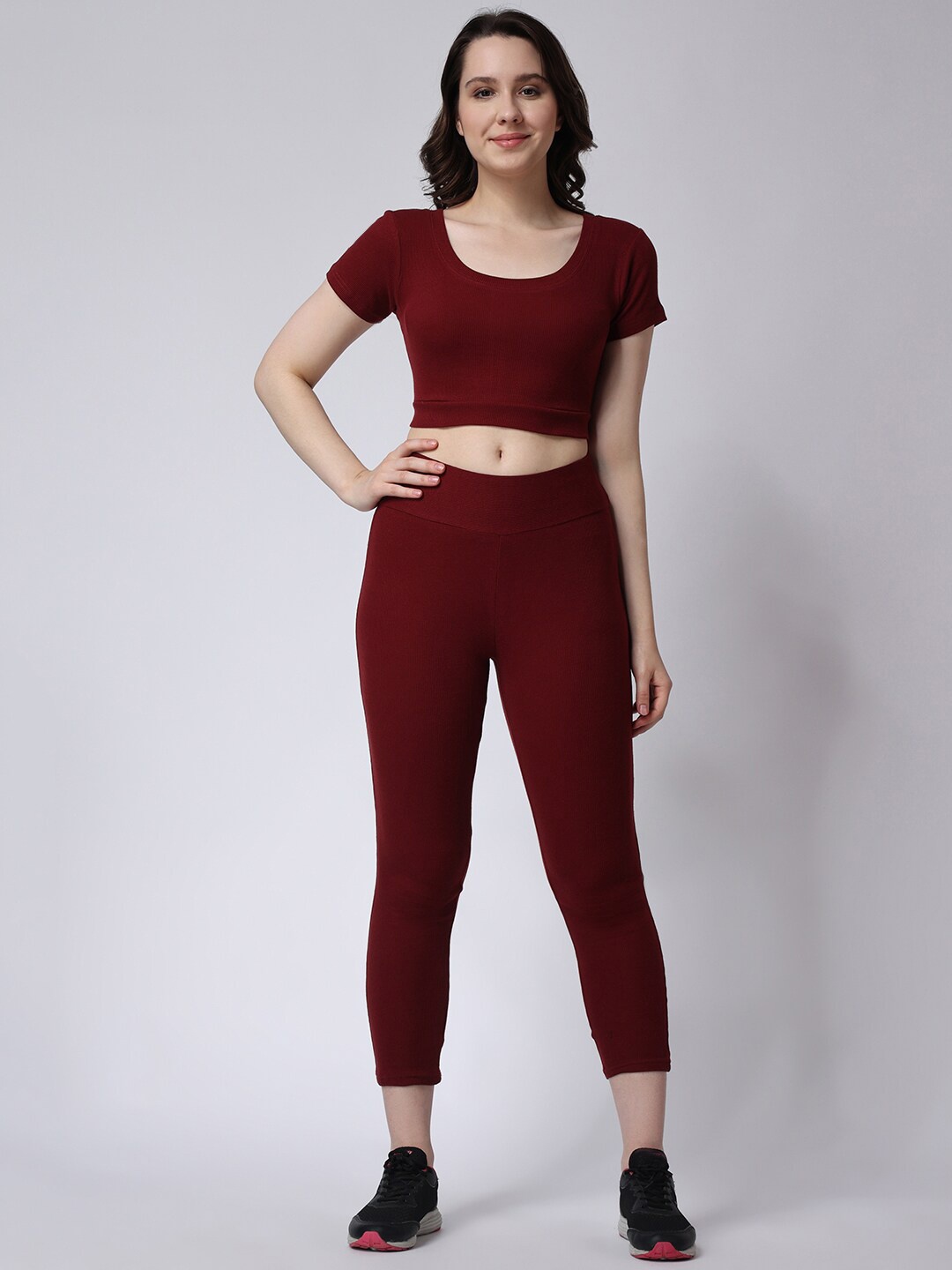 

The Label Bar Round Neck Cotton Crop Top, Maroon