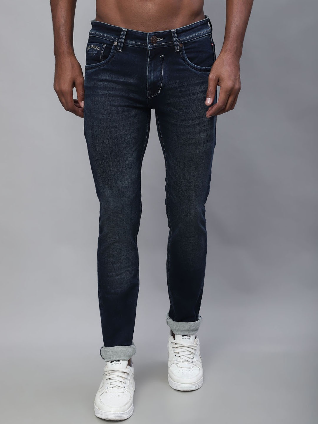 

Cantabil Men Regular Fit Light Fade Stretchable Cotton Jeans, Navy blue