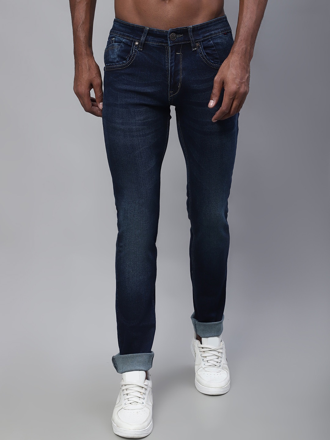 

Cantabil Men Regular Fit Light Fade Stretchable Cotton Jeans, Navy blue