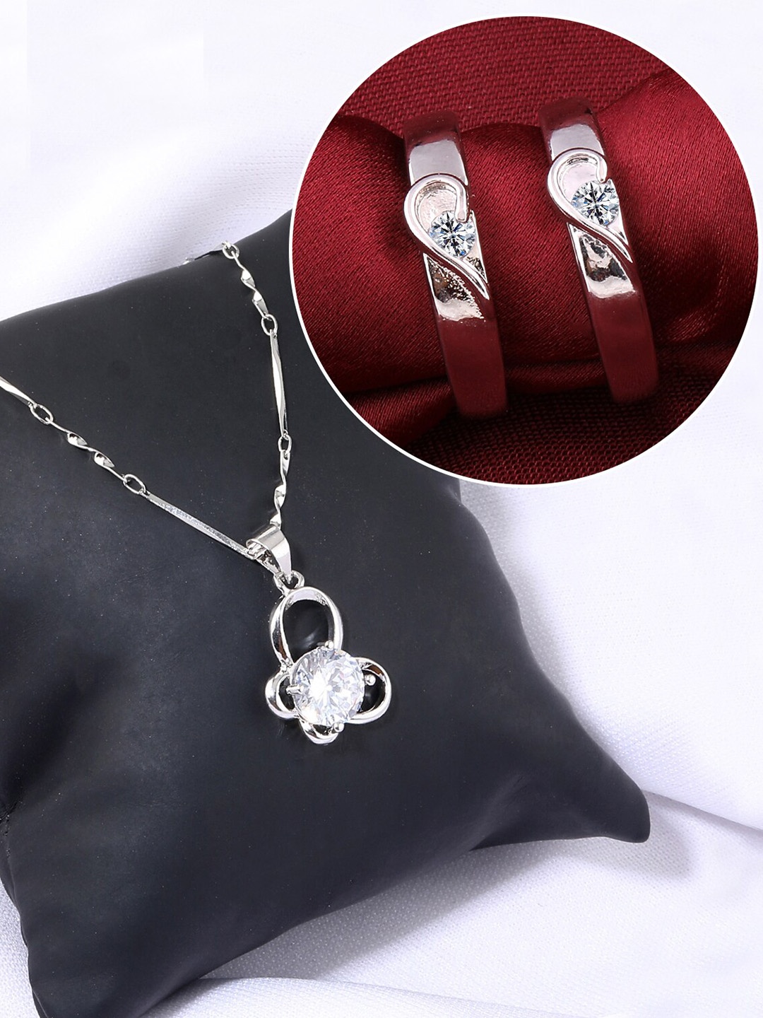 

Silver Shine Set Of 2 Adjustable Couple Rings With Pendant Chain
