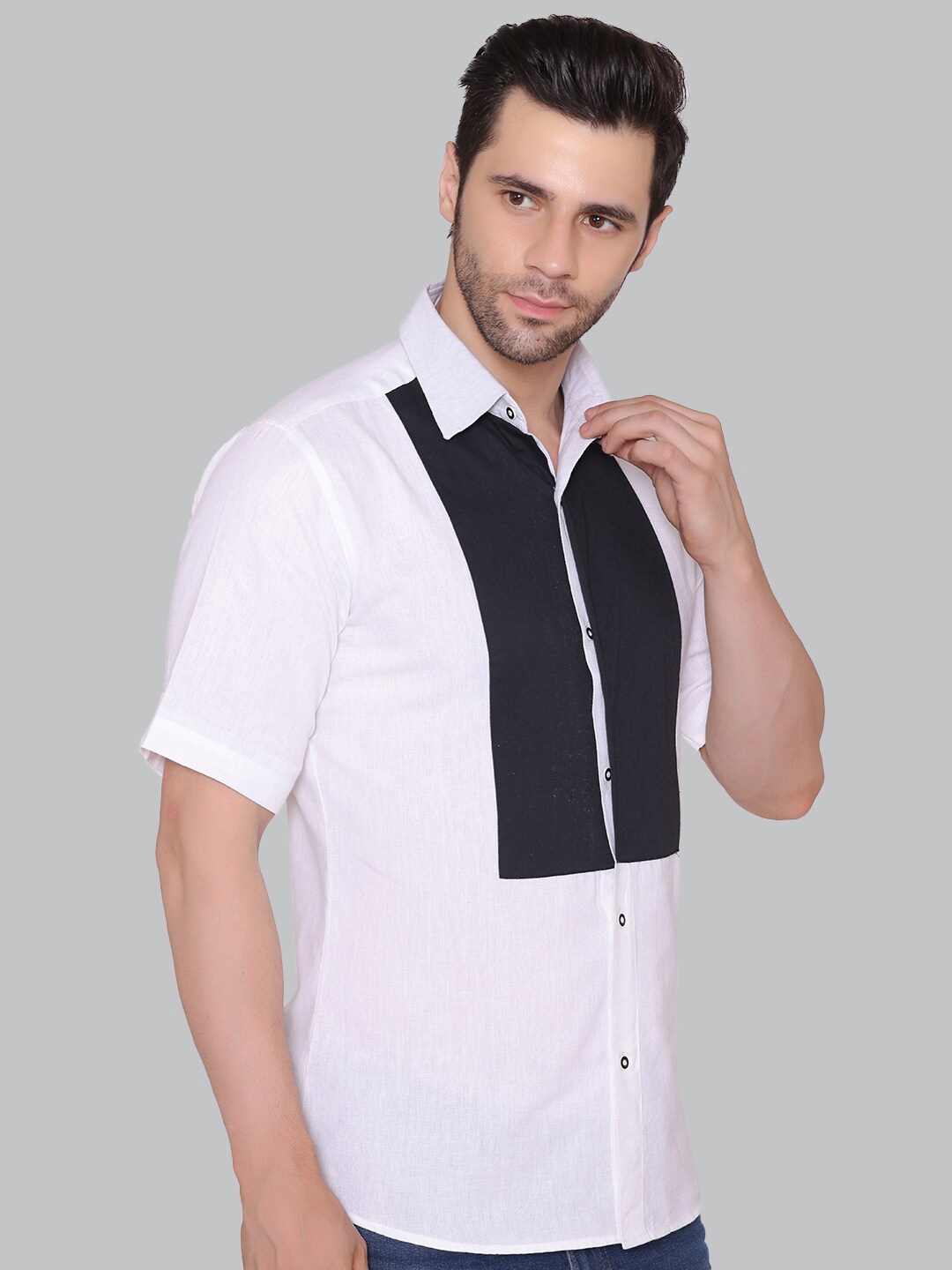 

CUFFS N LASHES Men Colourblocked Cotton Slim Fit Opaque Casual Shirt, White