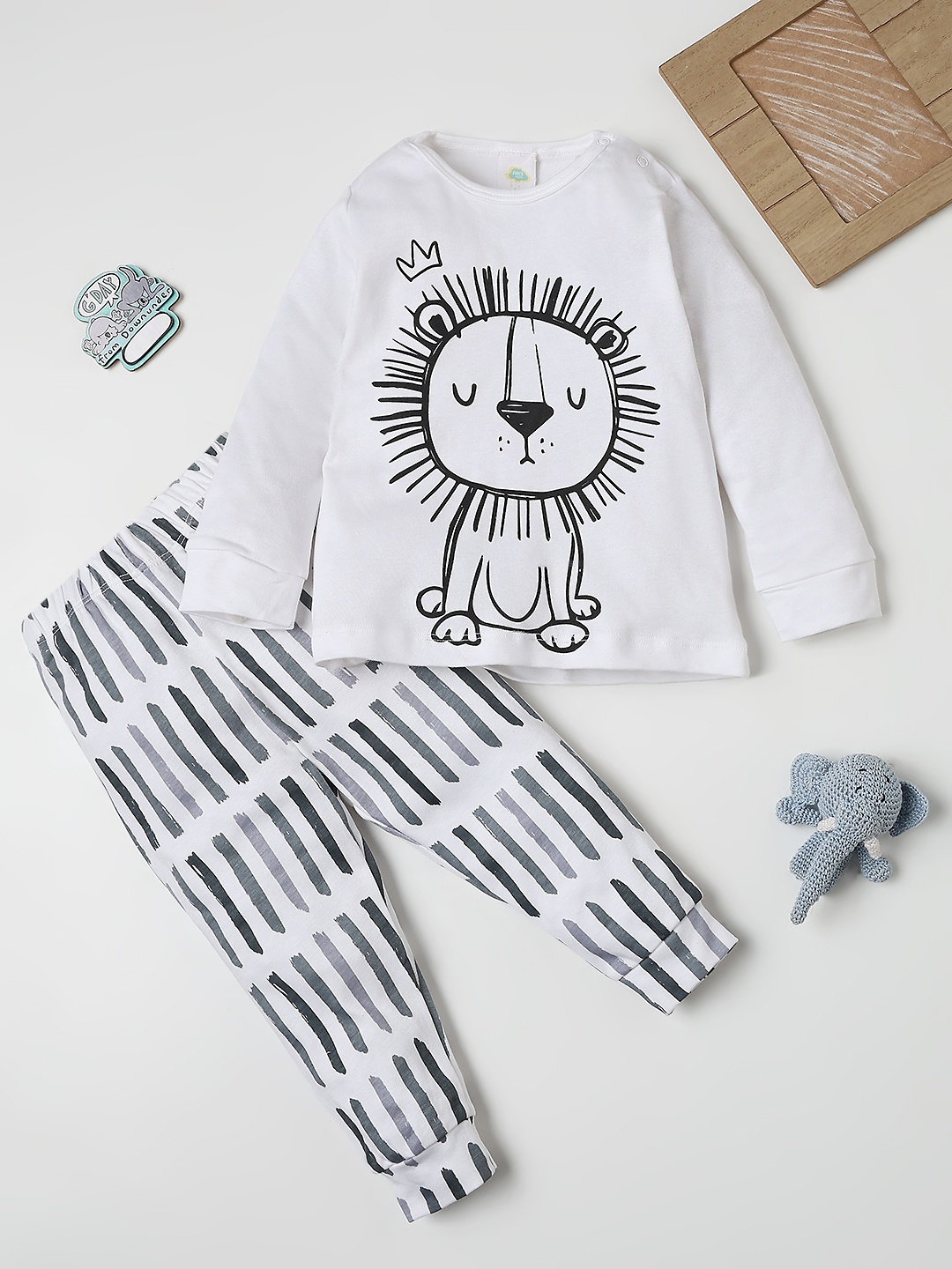 Fancy Fluff Infant Boys Graphic Printed Pure Cotton Night Suit