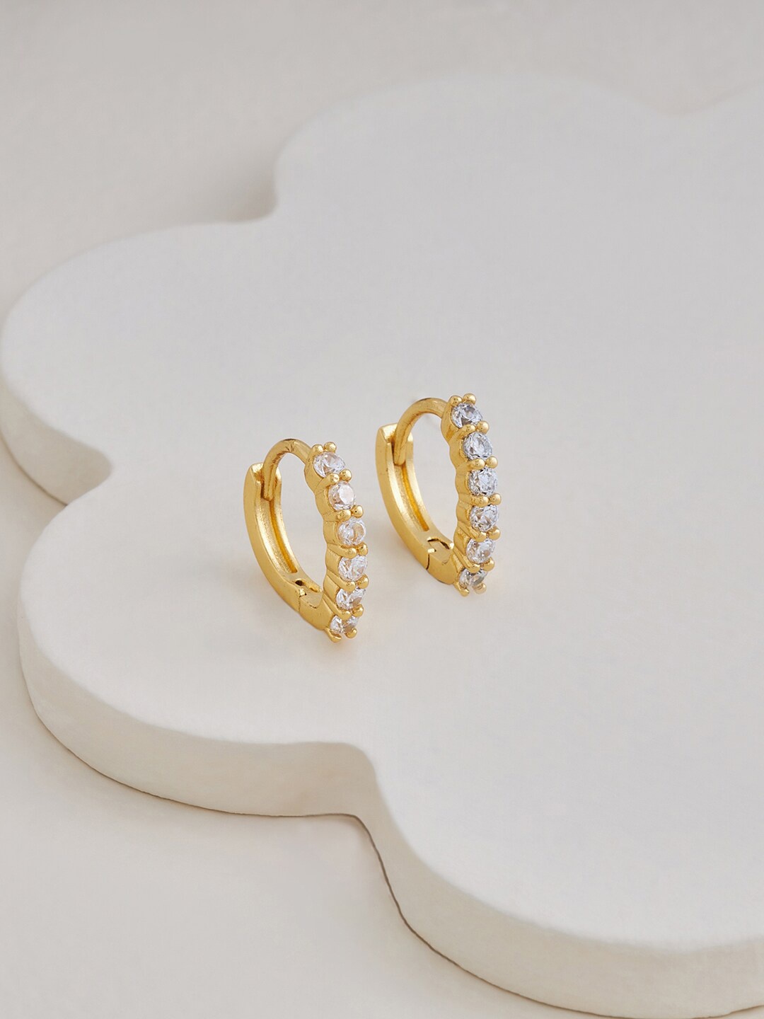 

Kushal's Fashion Jewellery Gold-Plated Cubic Zirconia Studded Hoop Earrings