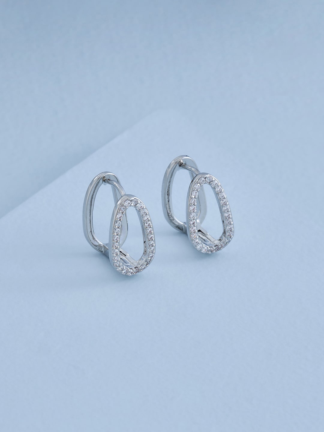

Kushal's Fashion Jewellery Rhodium Plated Contemporary Studs Earrings, White
