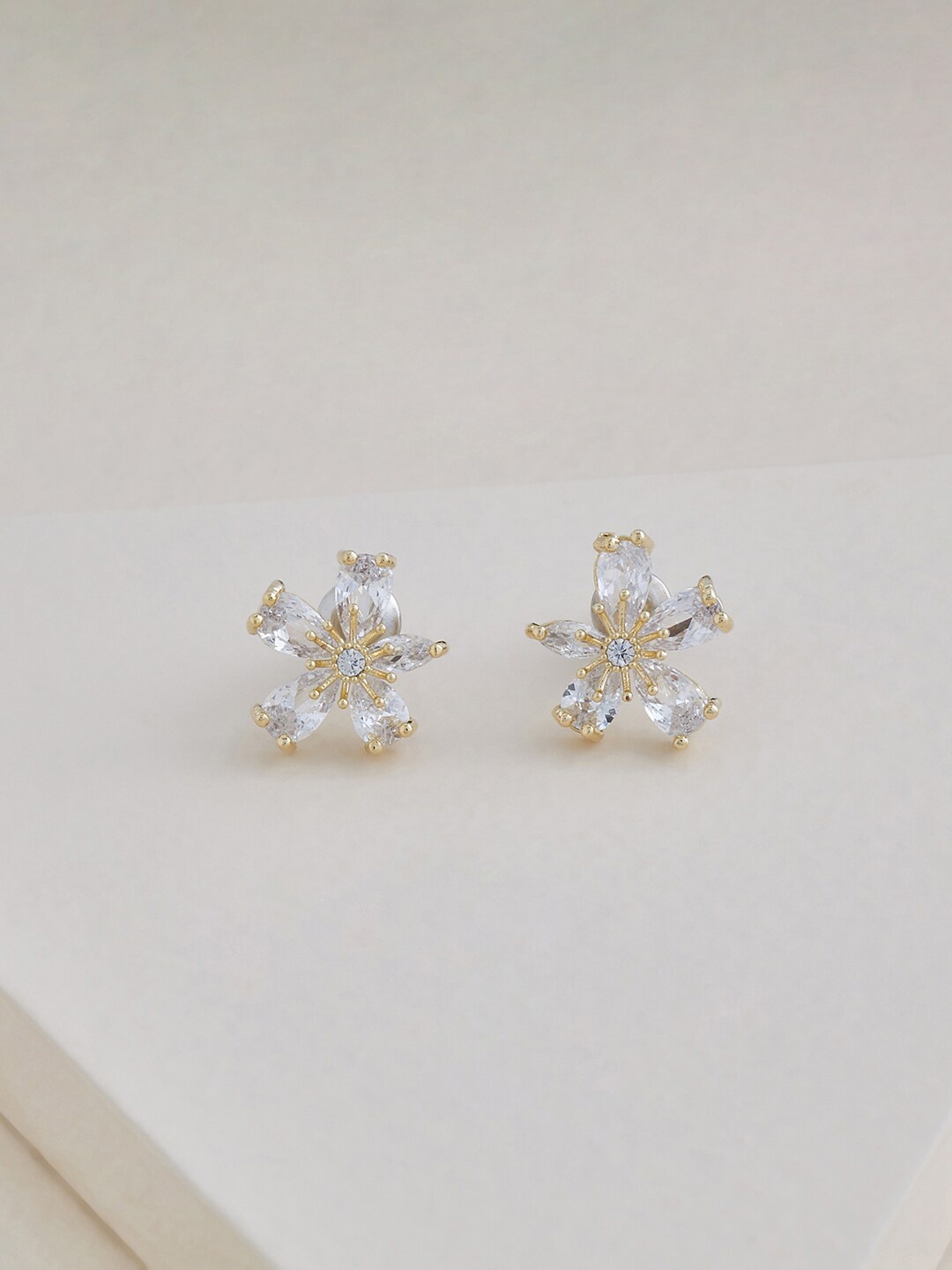 

Kushal's Fashion Jewellery Gold-Plated Cubic Zirconia Floral Studs Earrings, White