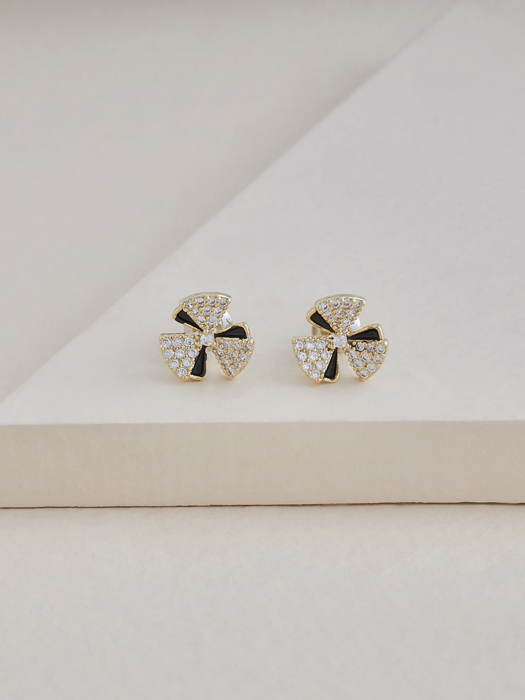 

Kushal's Fashion Jewellery Gold-Plated Cubic Zirconia Contemporary Studs Earrings, White